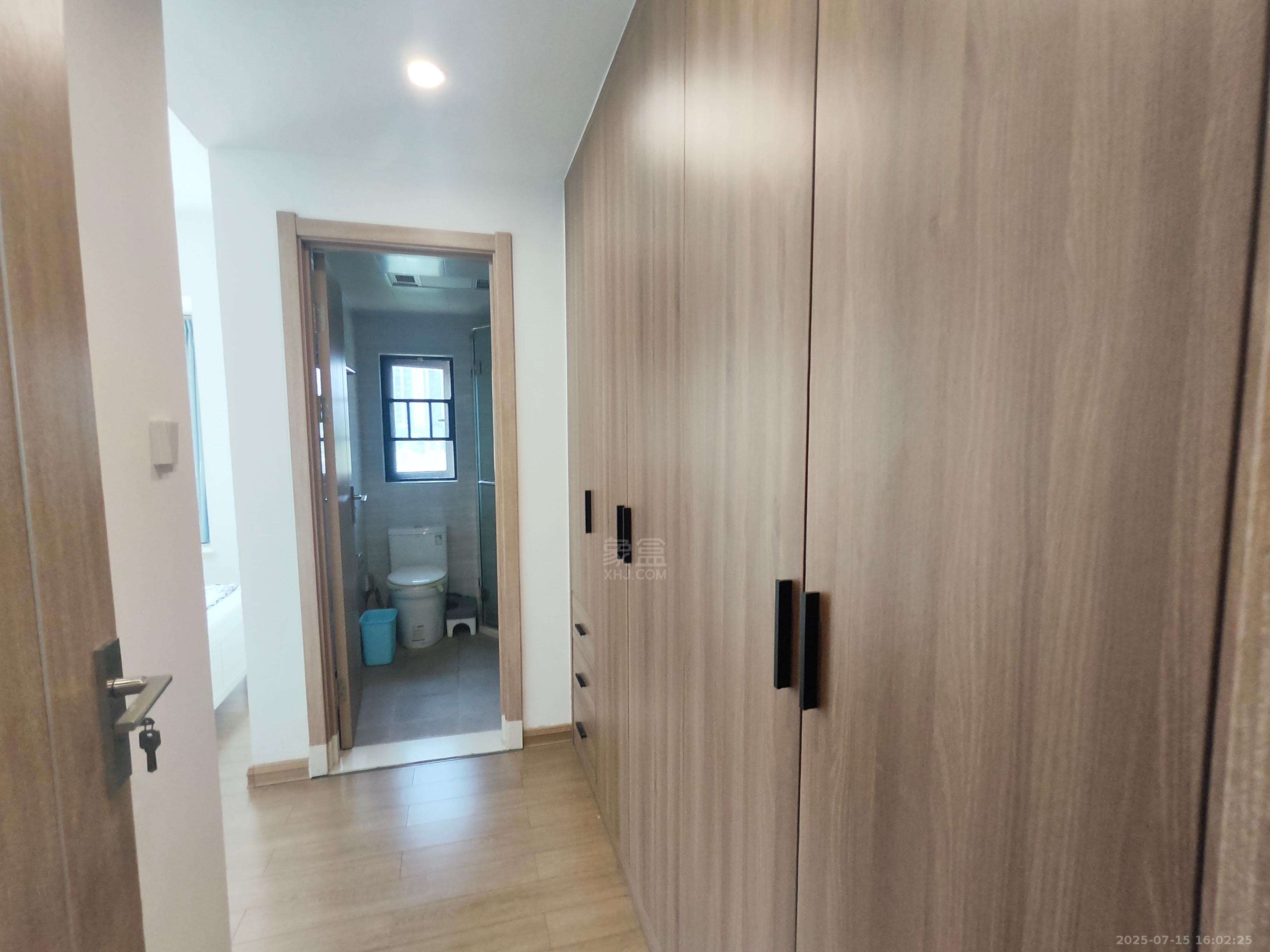 美的翰城  3室2厅2卫    2200.0元/月 美的翰城  3室2厅2卫    2200.0元/月室内图