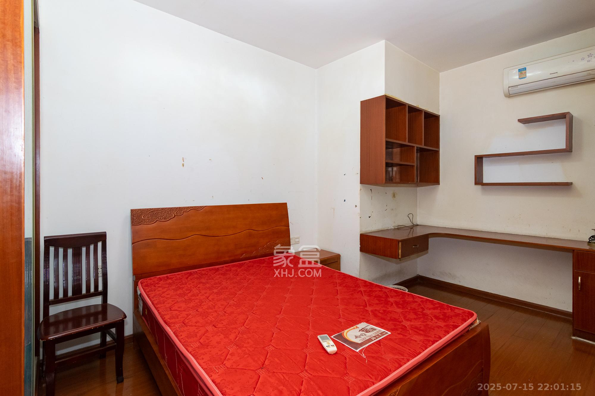 联诚国际城 2室2厅1卫 48.0万 联诚国际城 2室2厅1卫 48.0万卧室