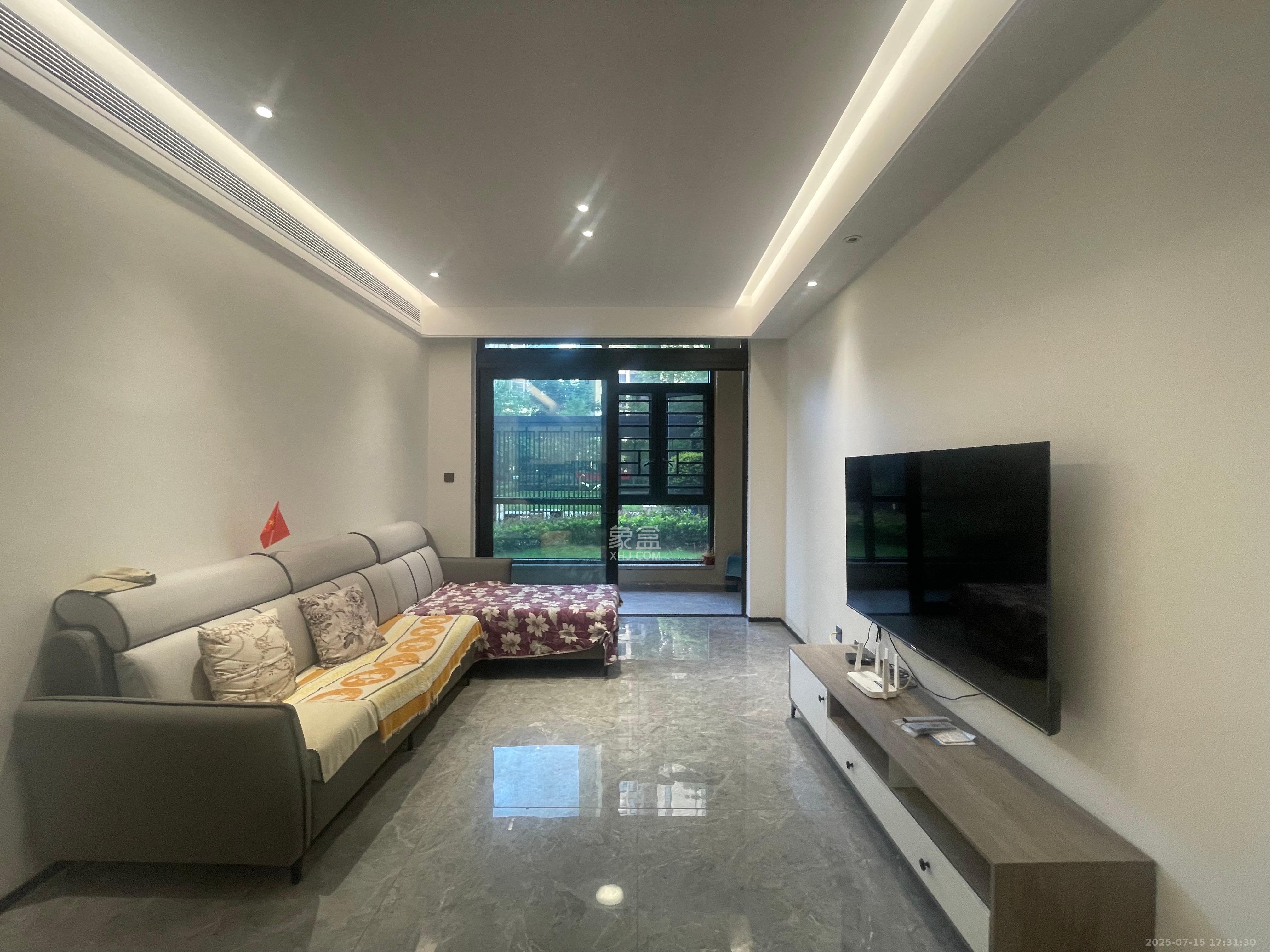 万科滨河道  3室2厅2卫    2980.0元/月 万科滨河道  3室2厅2卫    2980.0元/月室内图