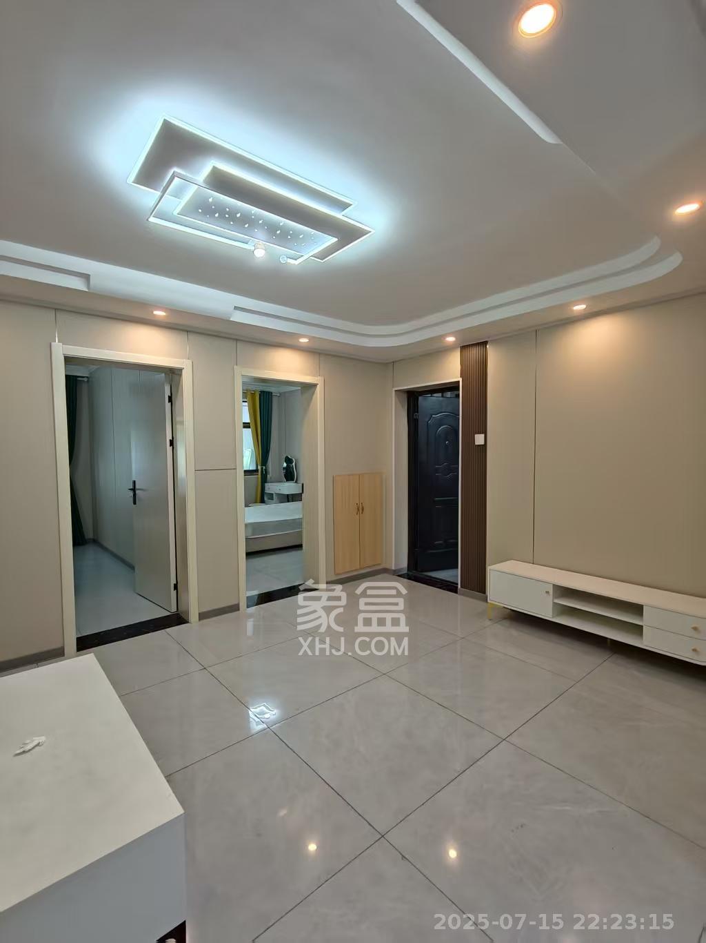 顺天黄金海岸 3室2厅2卫 2300.0元/月 顺天黄金海岸 3室2厅2卫 2300.0元/月室内图