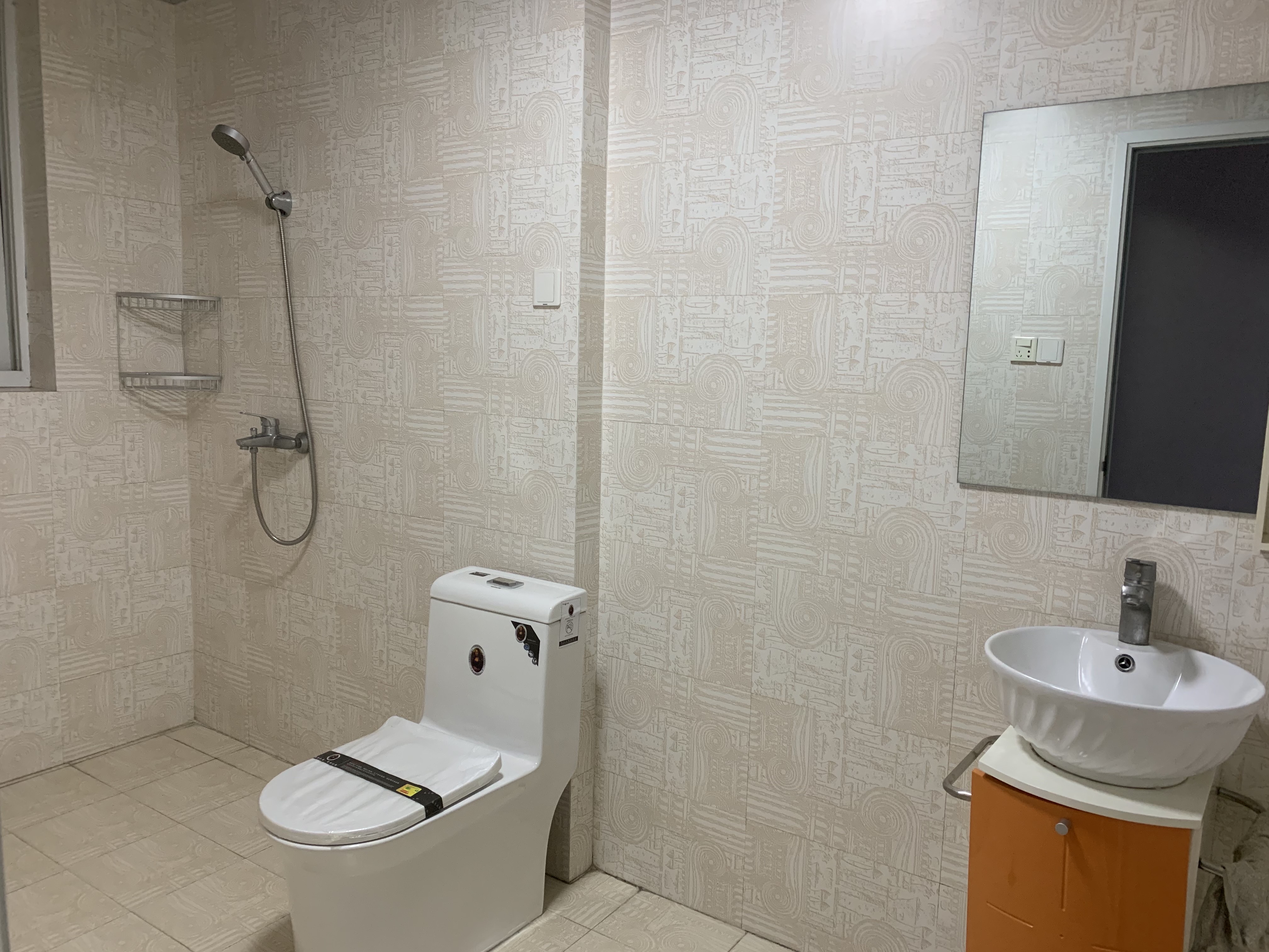 山城上品 4室2厅2卫 2400.0元/月 山城上品 4室2厅2卫 2400.0元/月室内图