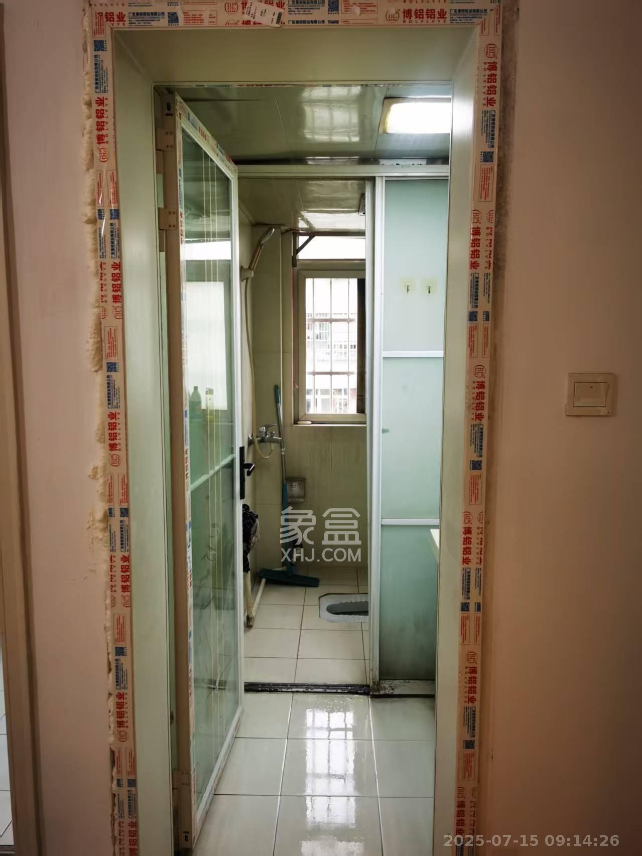 湘樟园小区(湘樟家园) 3室2厅1卫 1700.0元/月 湘樟园小区(湘樟家园) 3室2厅1卫 1700.0元/月室内图