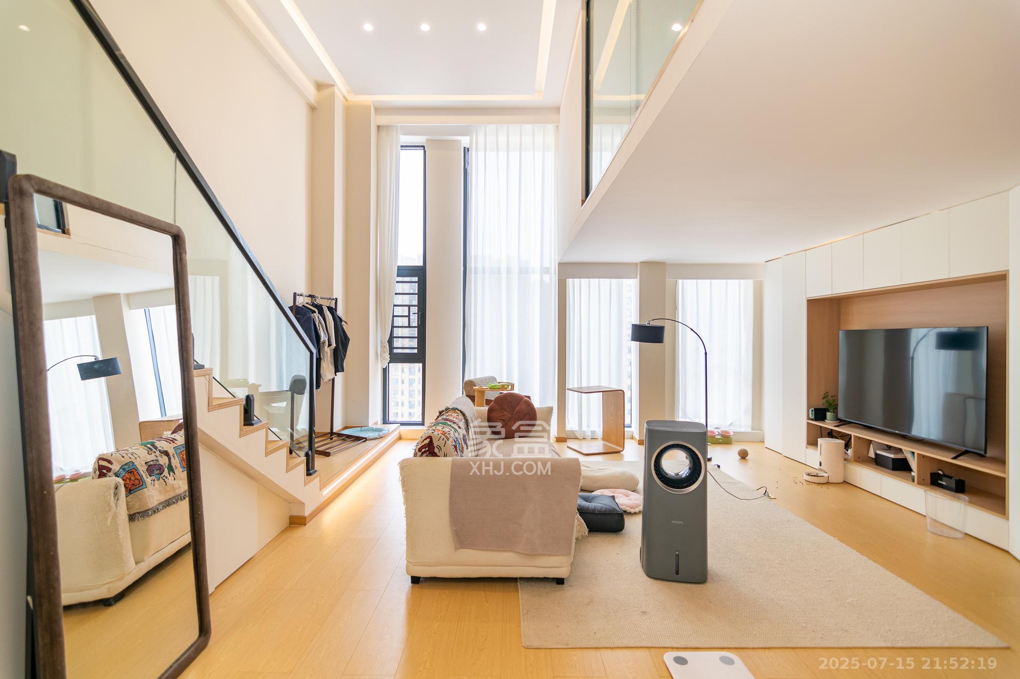 才子城  1室1厅1卫    38.8万客厅