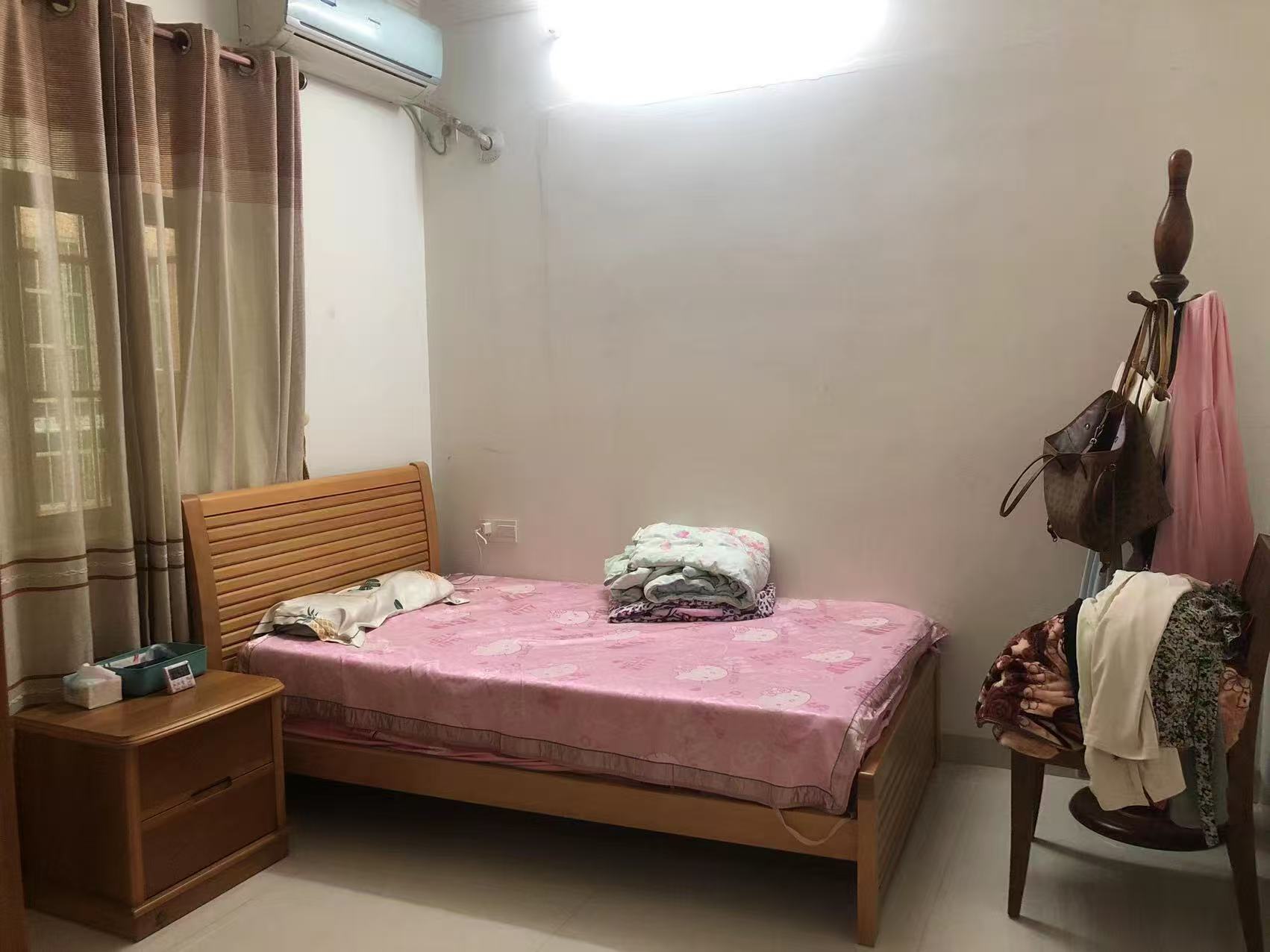 上丹小区 3室2厅1卫 2500.0元/月 上丹小区 3室2厅1卫 2500.0元/月室内图