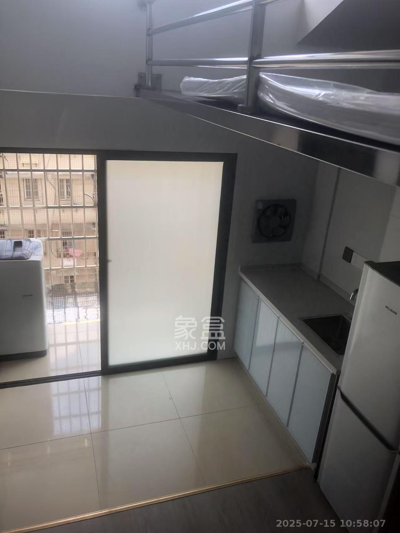 高桥新二号小区 1室0厅1卫 800.0元/月 高桥新二号小区 1室0厅1卫 800.0元/月室内图