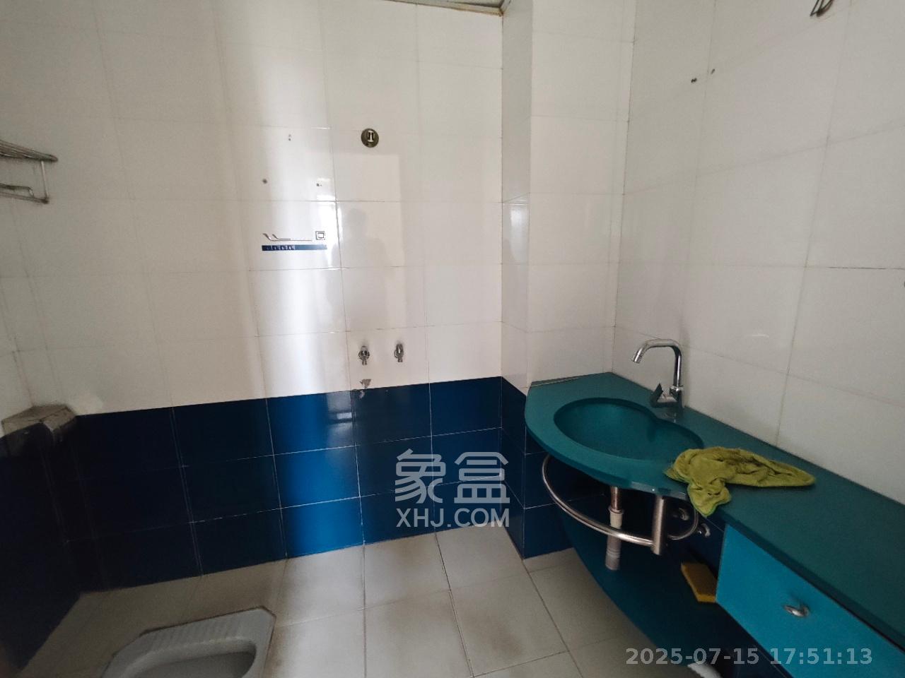 上东印象  4室2厅2卫    2800.0元/月室内图