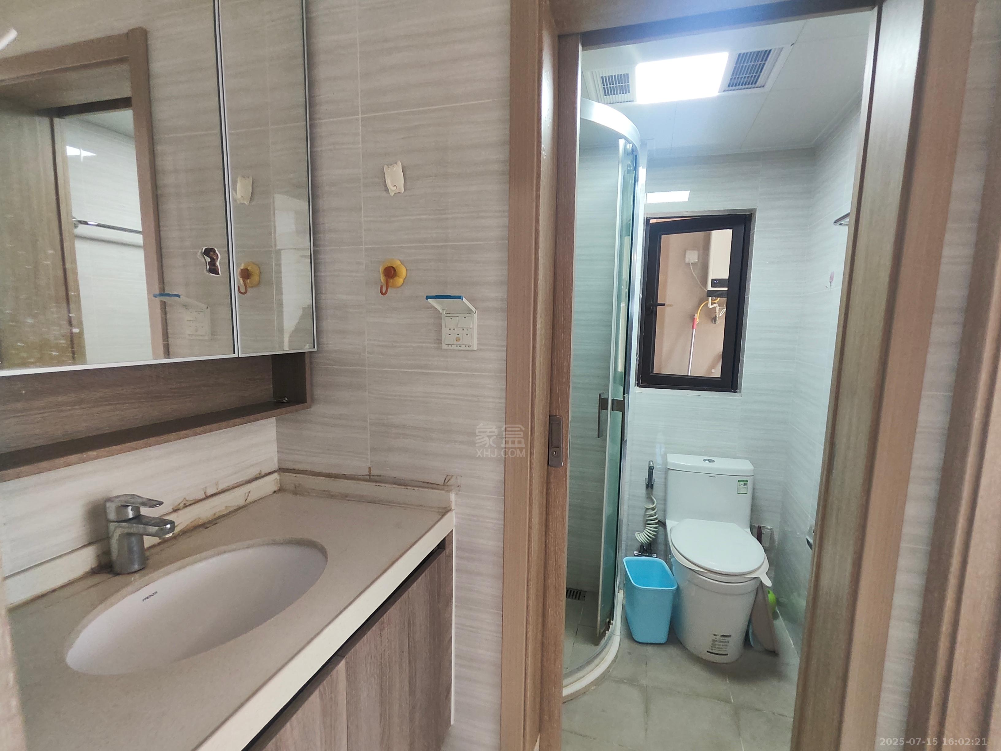 美的翰城  3室2厅2卫    2200.0元/月 美的翰城  3室2厅2卫    2200.0元/月室内图