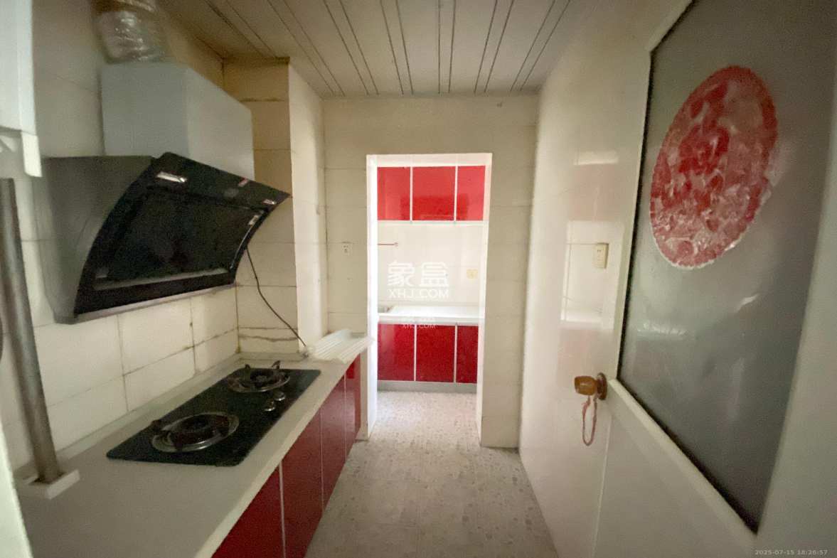 兴威新嘉园 1室1厅1卫 2500.0元/月 兴威新嘉园 1室1厅1卫 2500.0元/月室内图