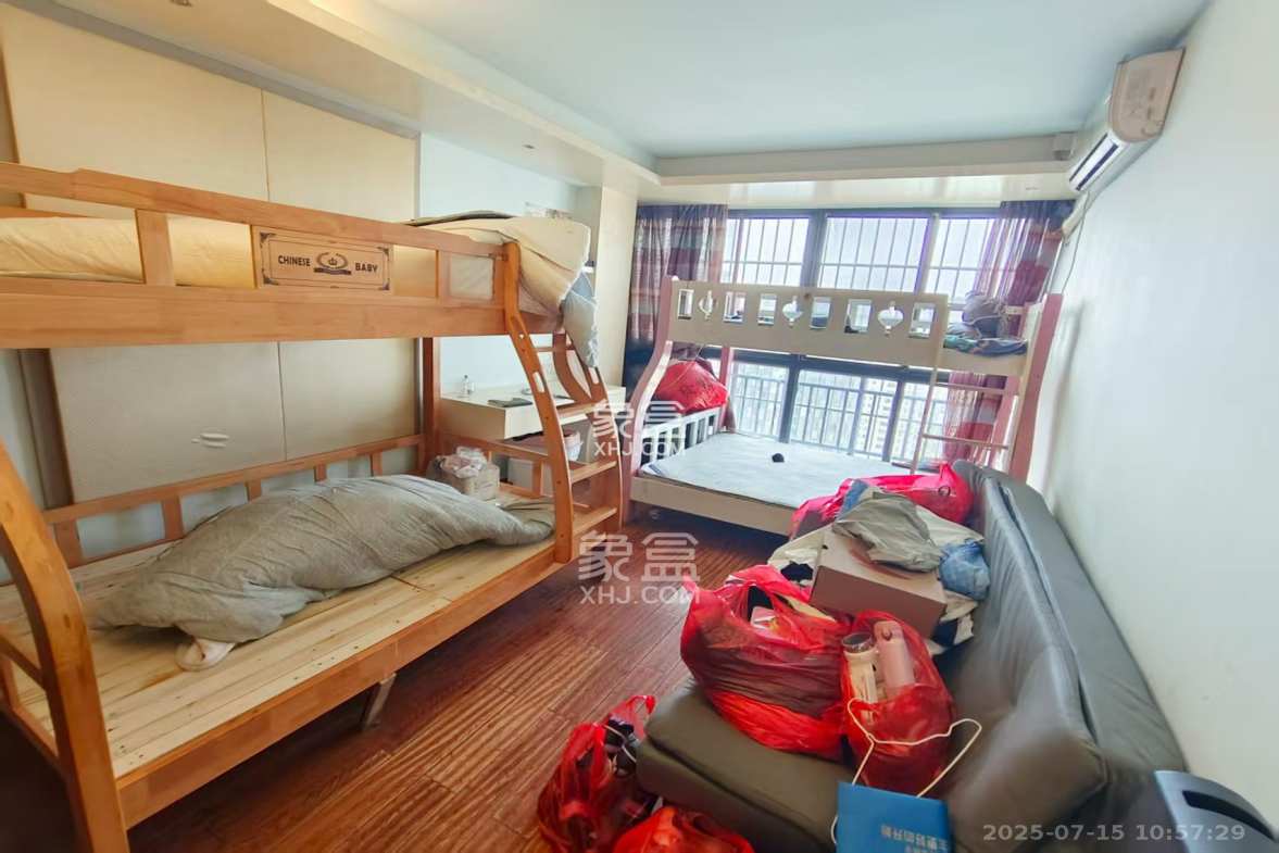 长大彩虹都  4室2厅2卫    3200.0元/月 长大彩虹都  4室2厅2卫    3200.0元/月室内图