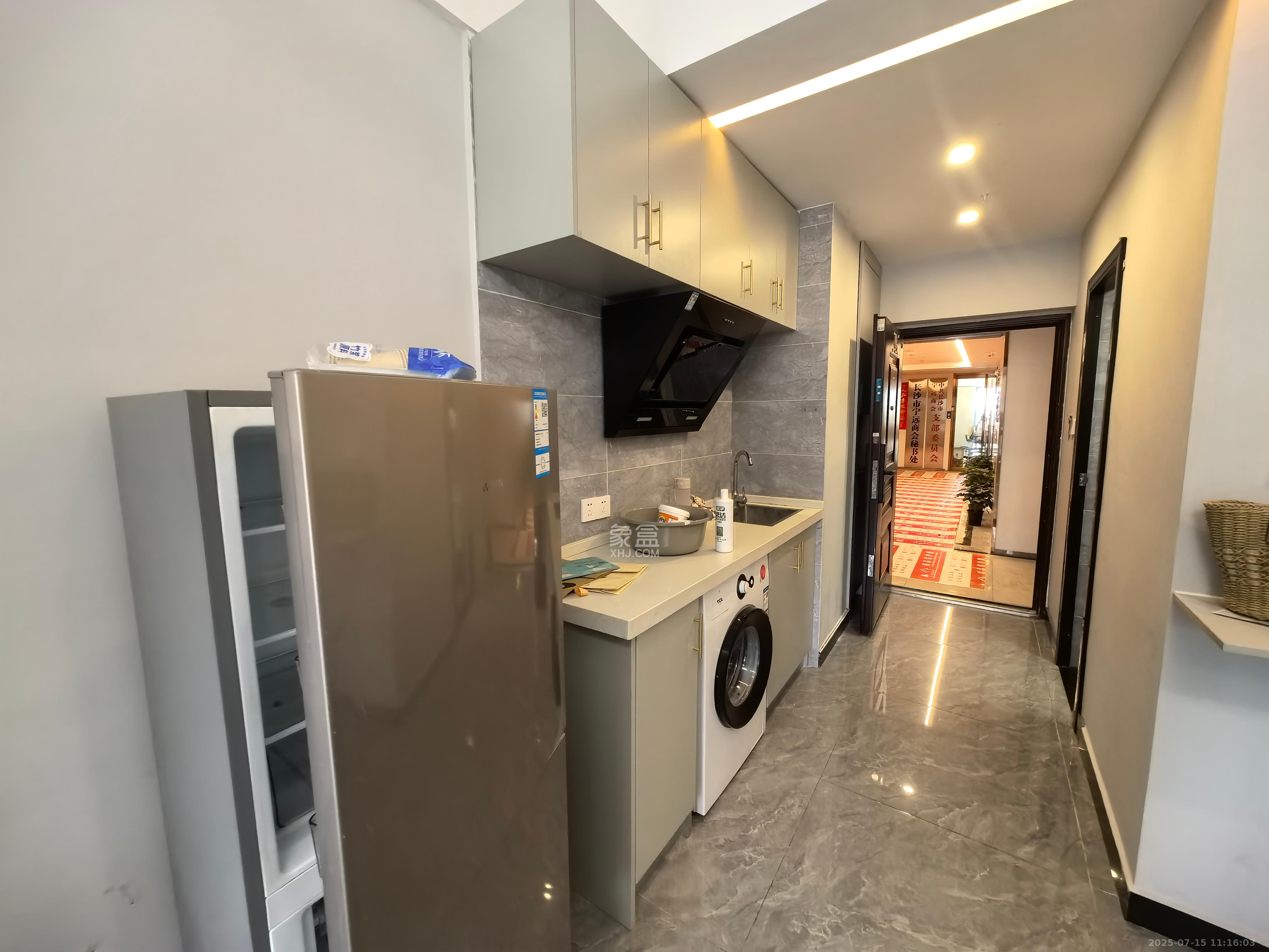 万润时光里 1室0厅0卫 1700.0元/月 万润时光里 1室0厅0卫 1700.0元/月室内图