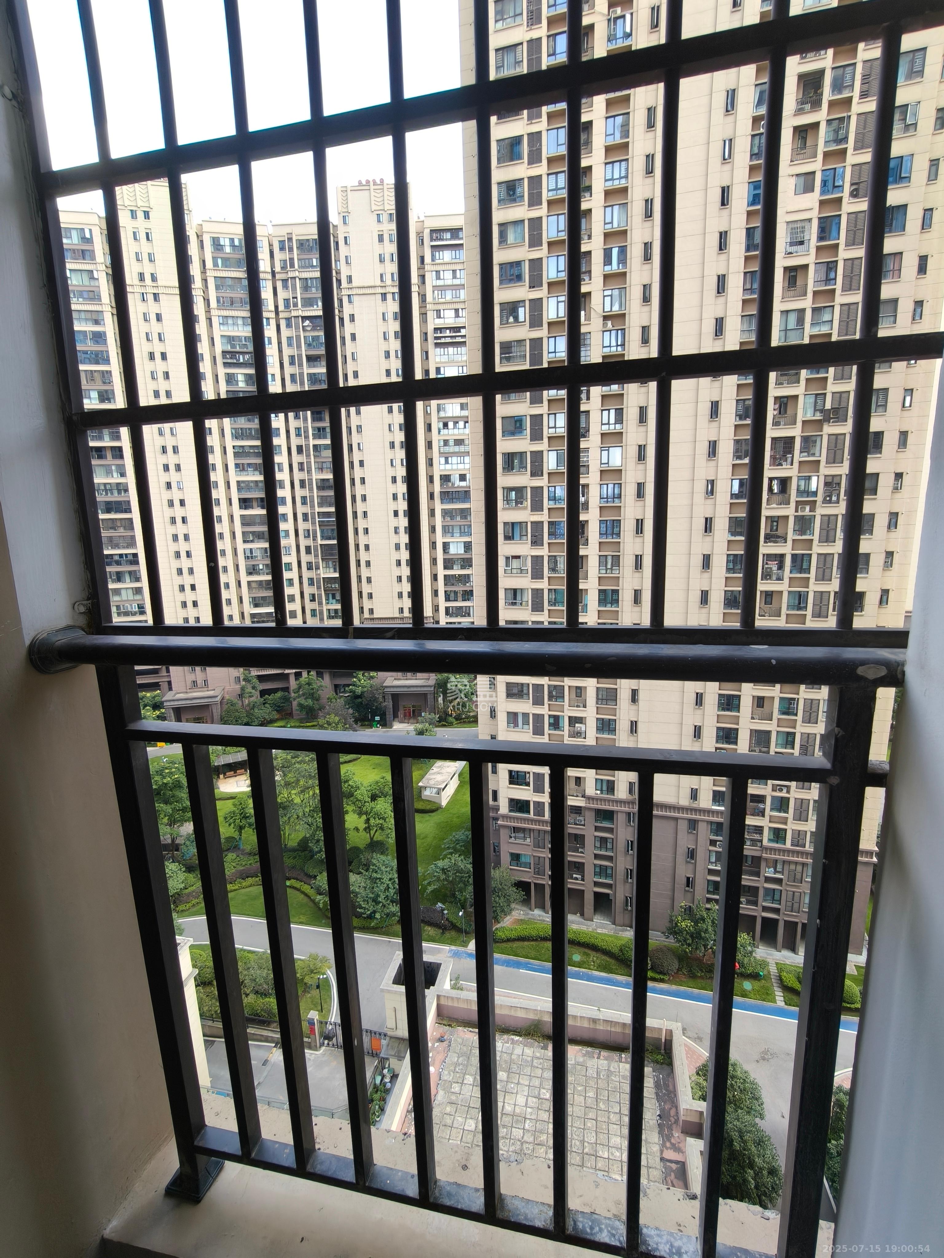 金科时代中心  1室0厅0卫    900.0元/月 金科时代中心  1室0厅0卫    900.0元/月室内图