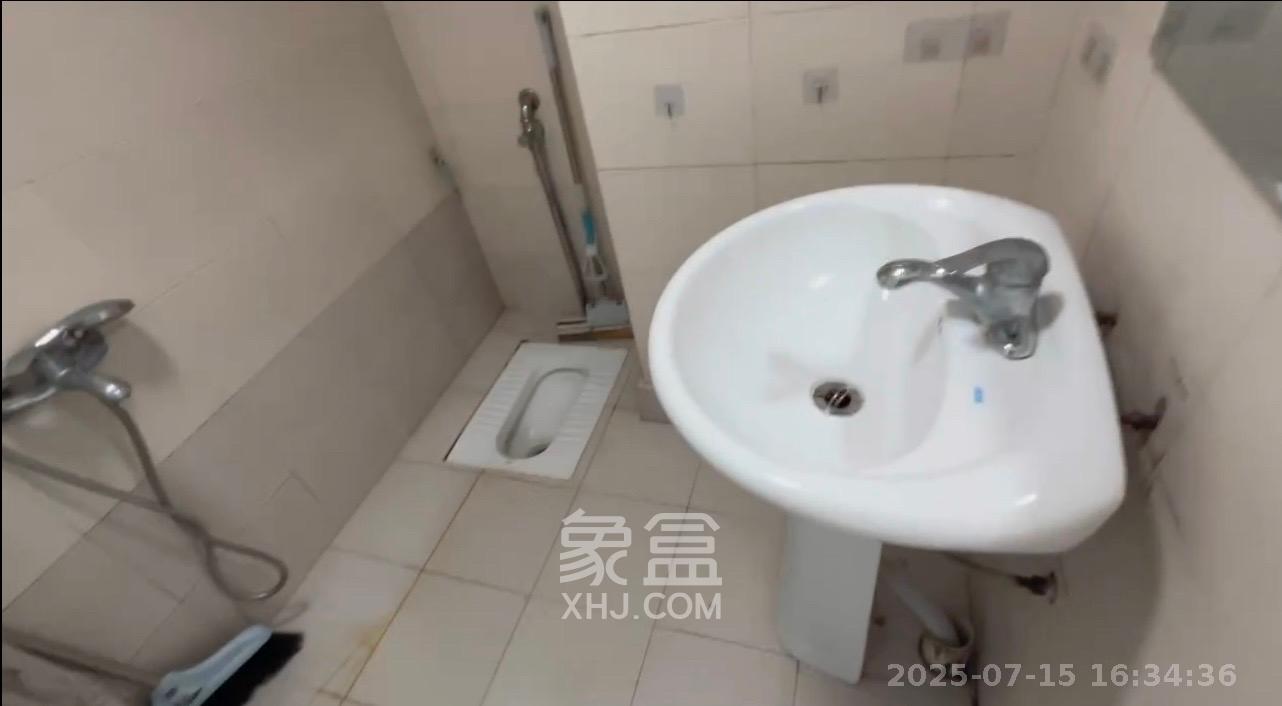 金凤滩家园 1室1厅1卫 1200.0元/月 金凤滩家园 1室1厅1卫 1200.0元/月室内图