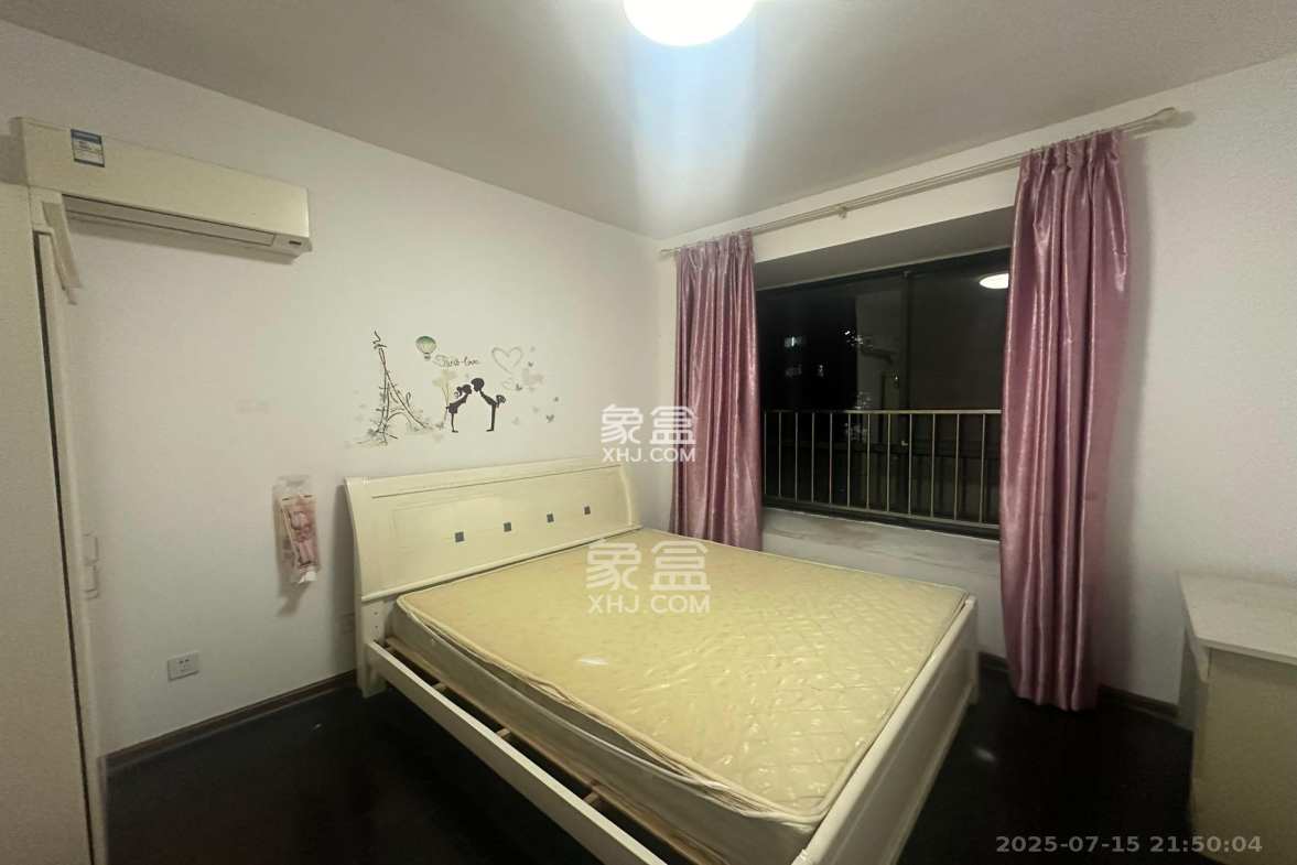 湘江世纪城豪江苑  2室2厅1卫    1800.0元/月 湘江世纪城豪江苑  2室2厅1卫    1800.0元/月室内图