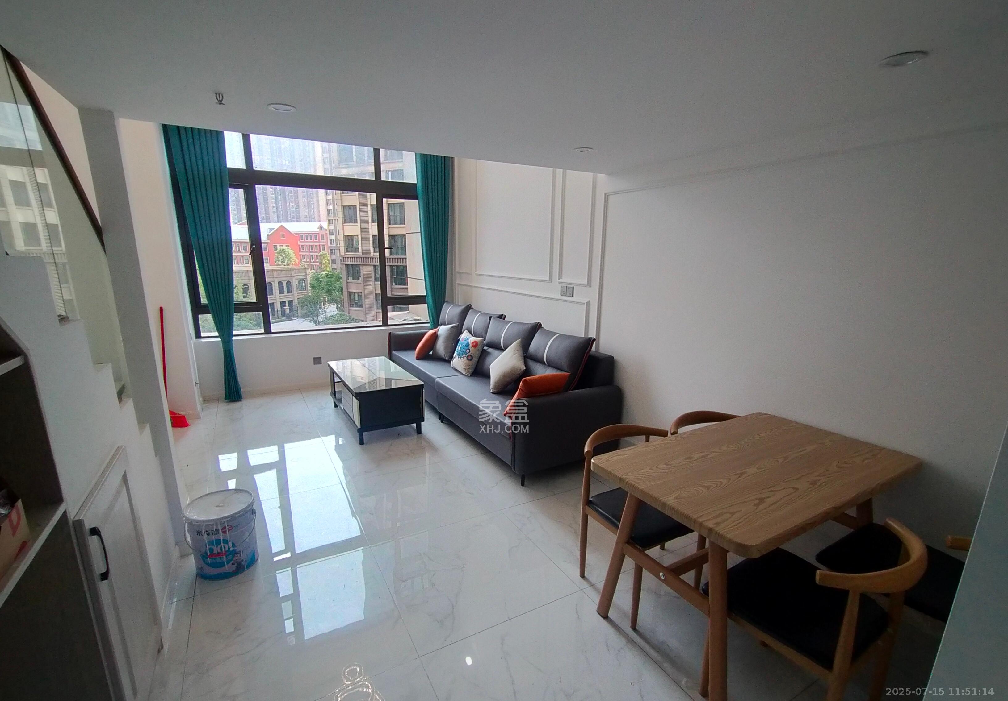 润和滨江府 1室1厅1卫 1500.0元/月 润和滨江府 1室1厅1卫 1500.0元/月室内图