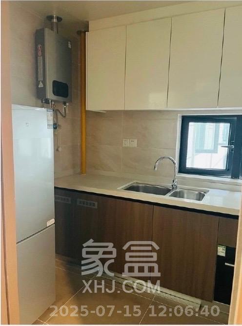 保利恒伟时光印象  4室2厅2卫   3100.00元/月室内图