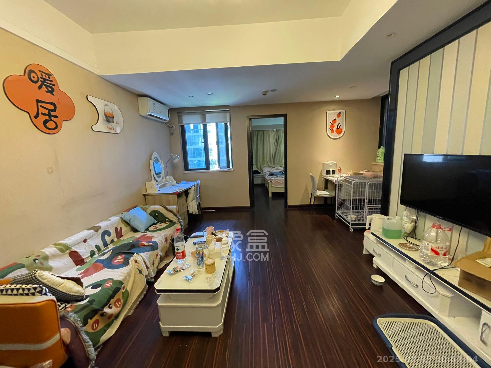 德思勤城市广场(宝格丽公寓) 1室0厅0卫 2200.0元/月 德思勤城市广场(宝格丽公寓) 1室0厅0卫 2200.0元/月室内图