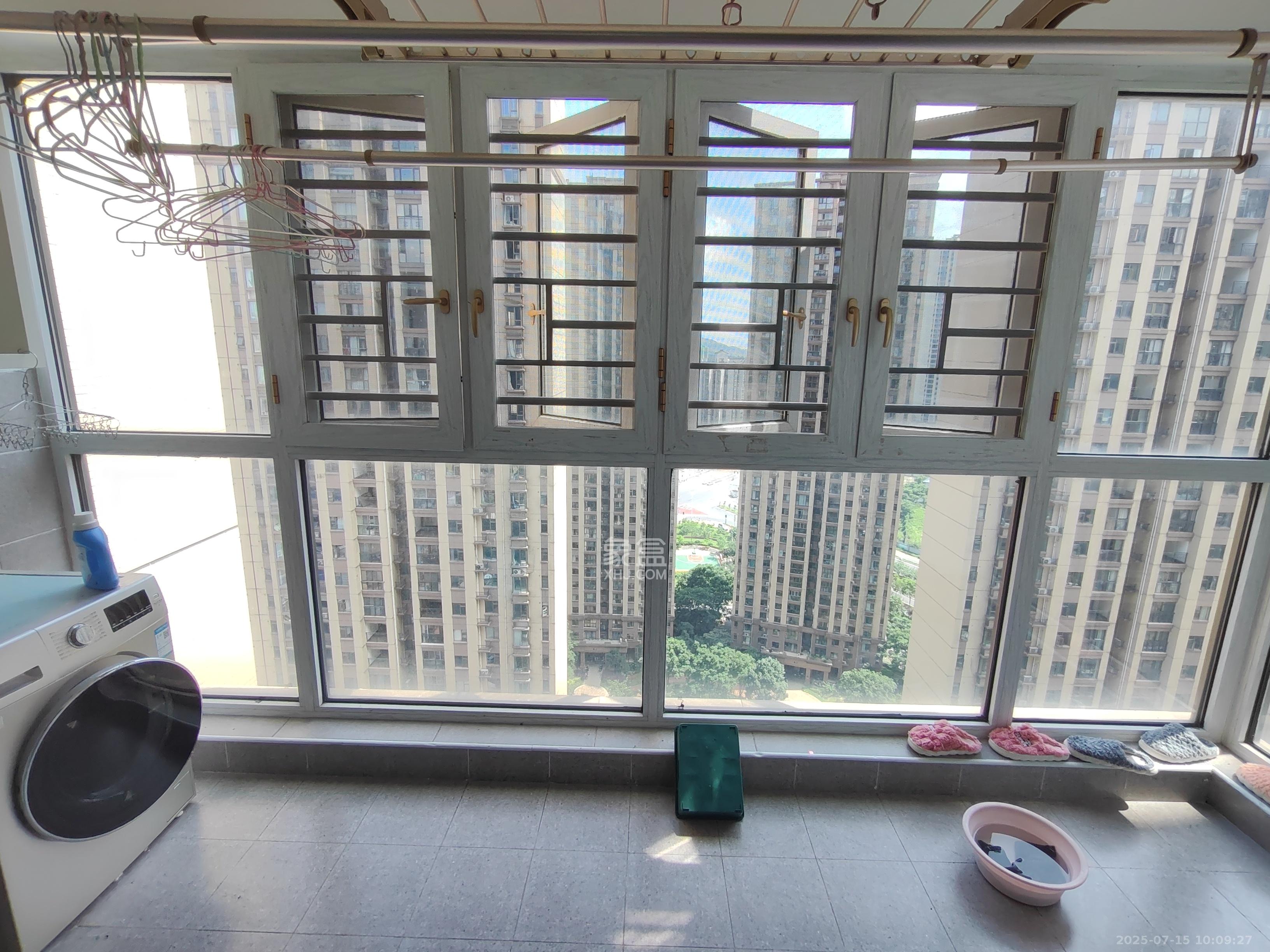 江山帝景雅典 3室2厅2卫 2500.0元/月 江山帝景雅典 3室2厅2卫 2500.0元/月室内图