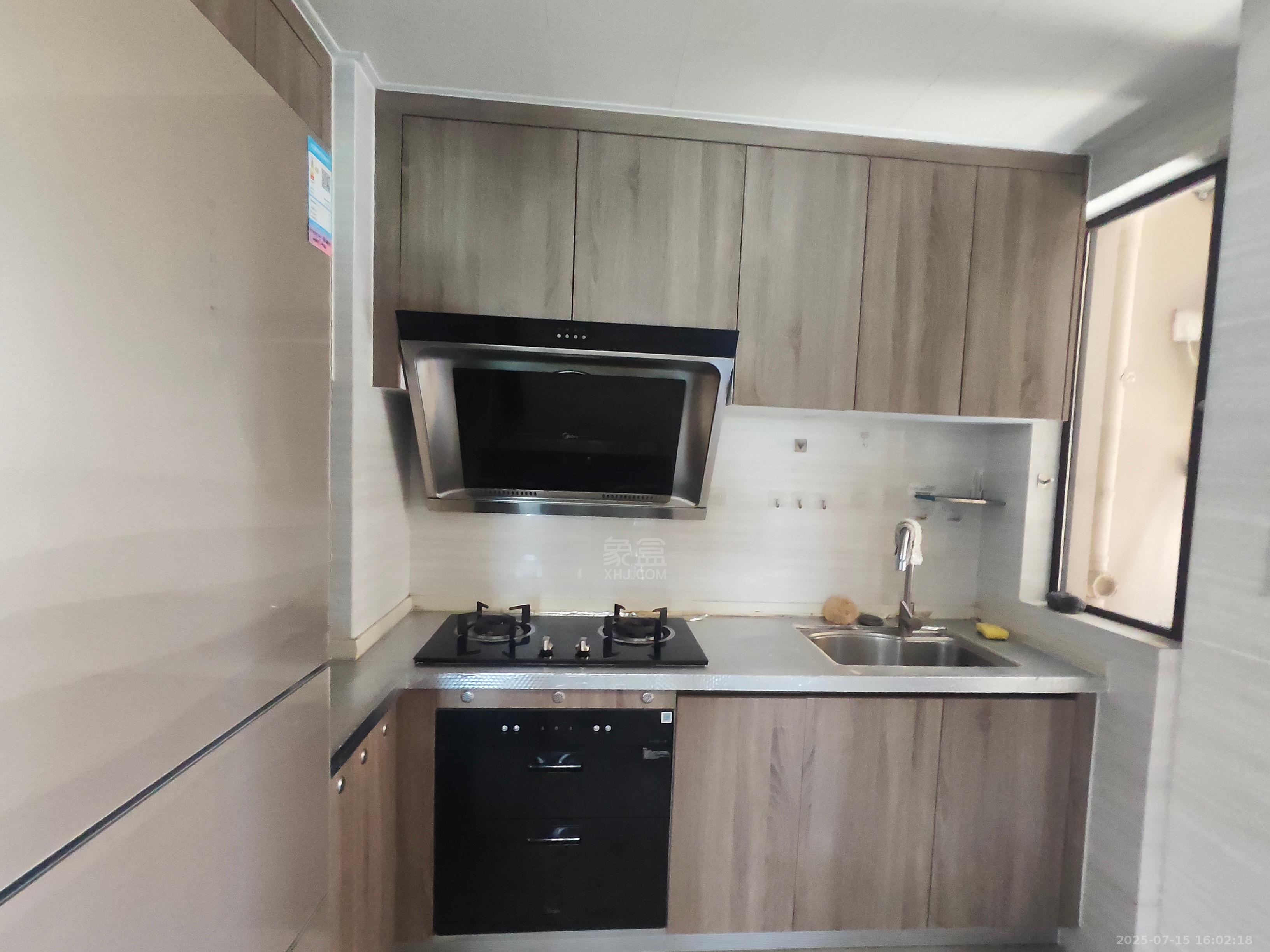 美的翰城  3室2厅2卫    2200.0元/月 美的翰城  3室2厅2卫    2200.0元/月室内图