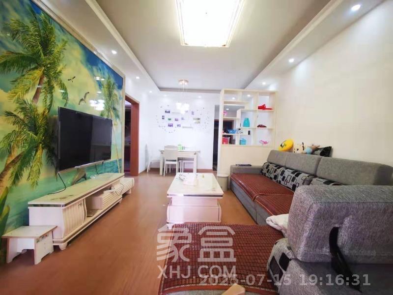 麓谷小镇  3室2厅1卫   2400.00元/月室内图