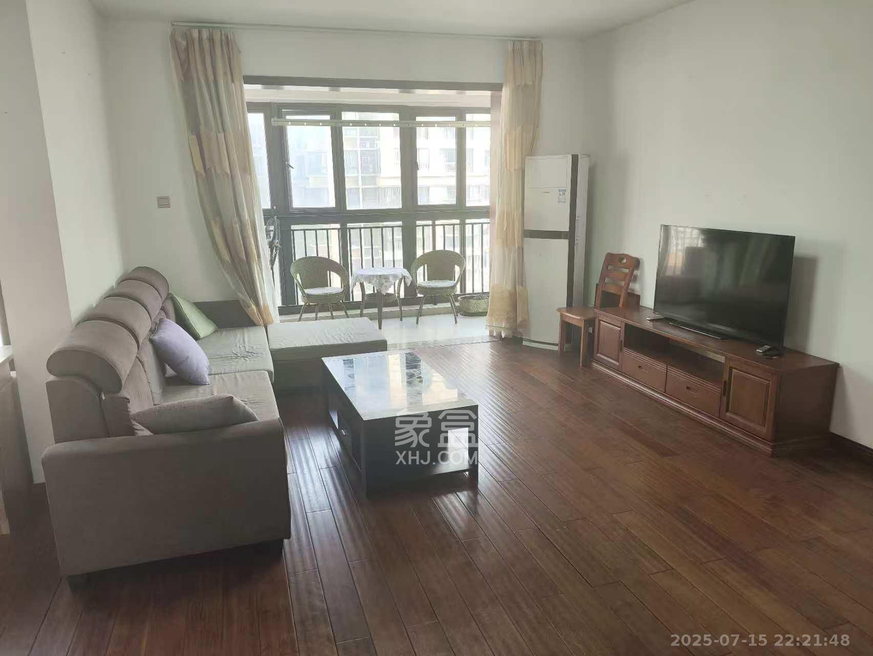 钱隆樽品(一、二、三期) 3室2厅1卫 2500.0元/月 钱隆樽品(一、二、三期) 3室2厅1卫 2500.0元/月室内图