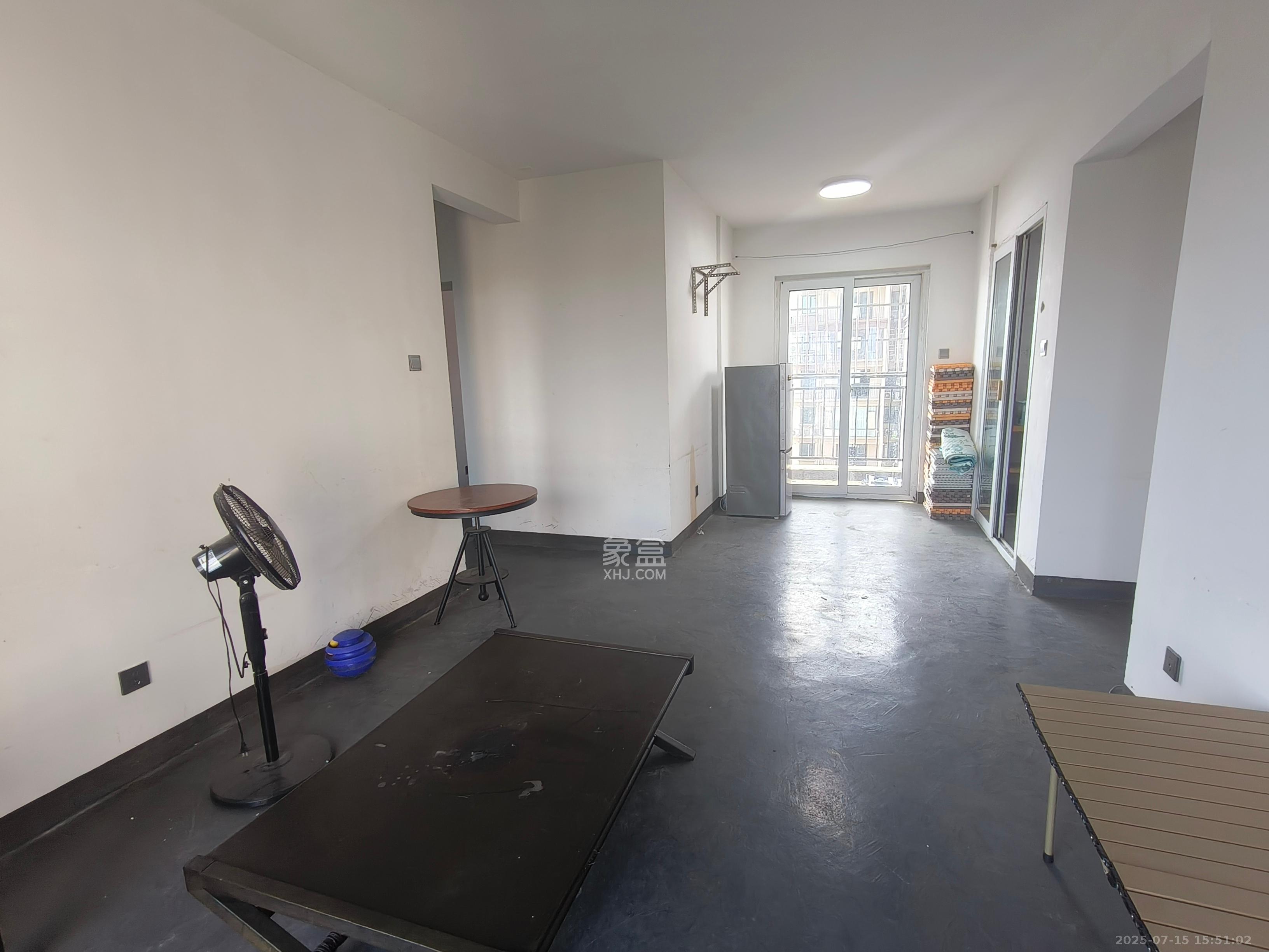 翠隐佳苑  2室1厅1卫    950.0元/月 翠隐佳苑  2室1厅1卫    950.0元/月室内图