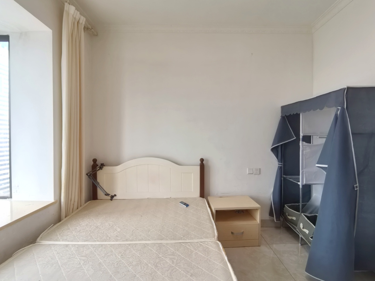 海航豪庭南苑 3室2厅2卫 265.0万 海航豪庭南苑 3室2厅2卫 265.0万客厅