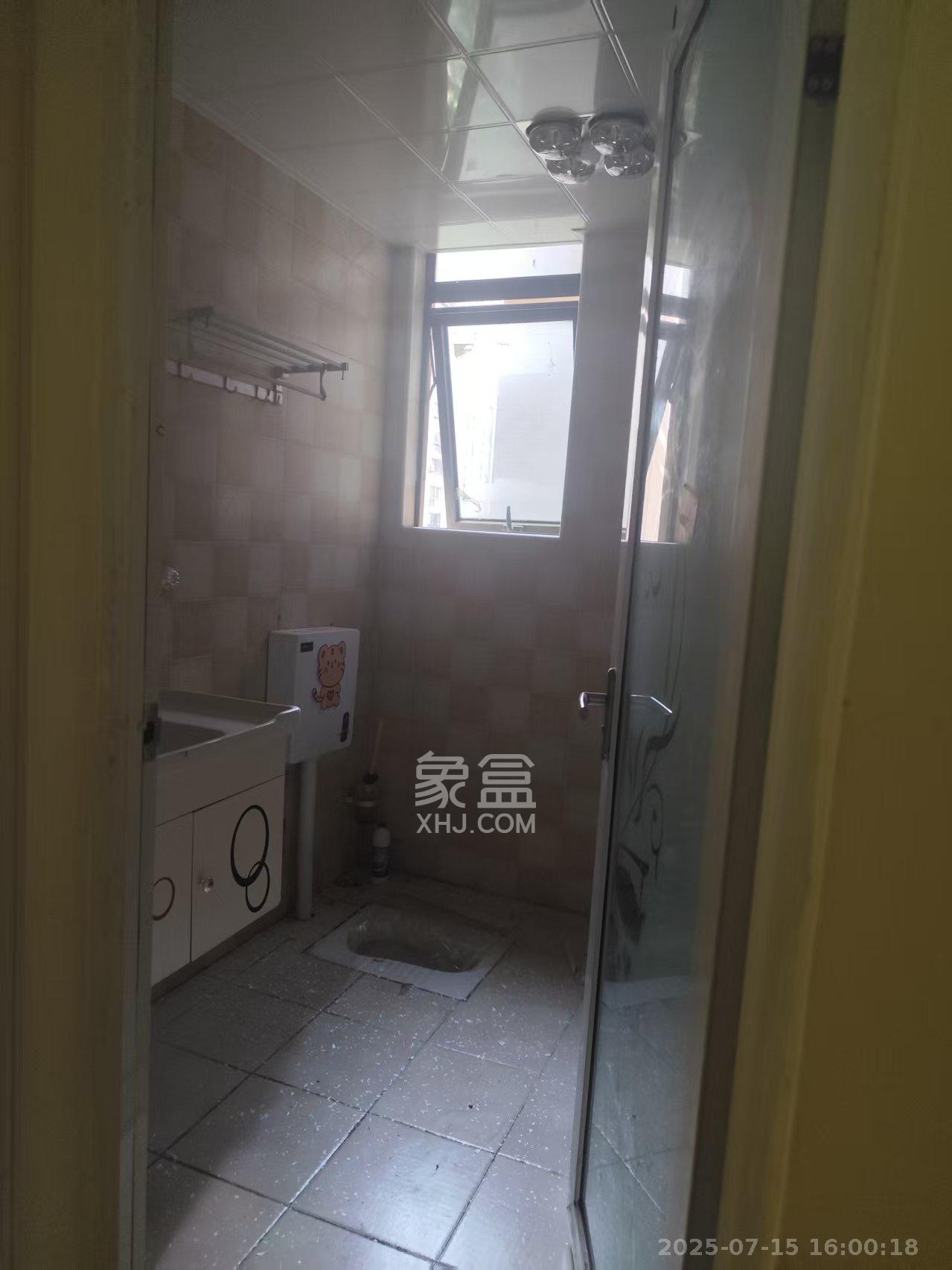 新华都万家城  3室2厅1卫    2000.0元/月 新华都万家城  3室2厅1卫    2000.0元/月室内图