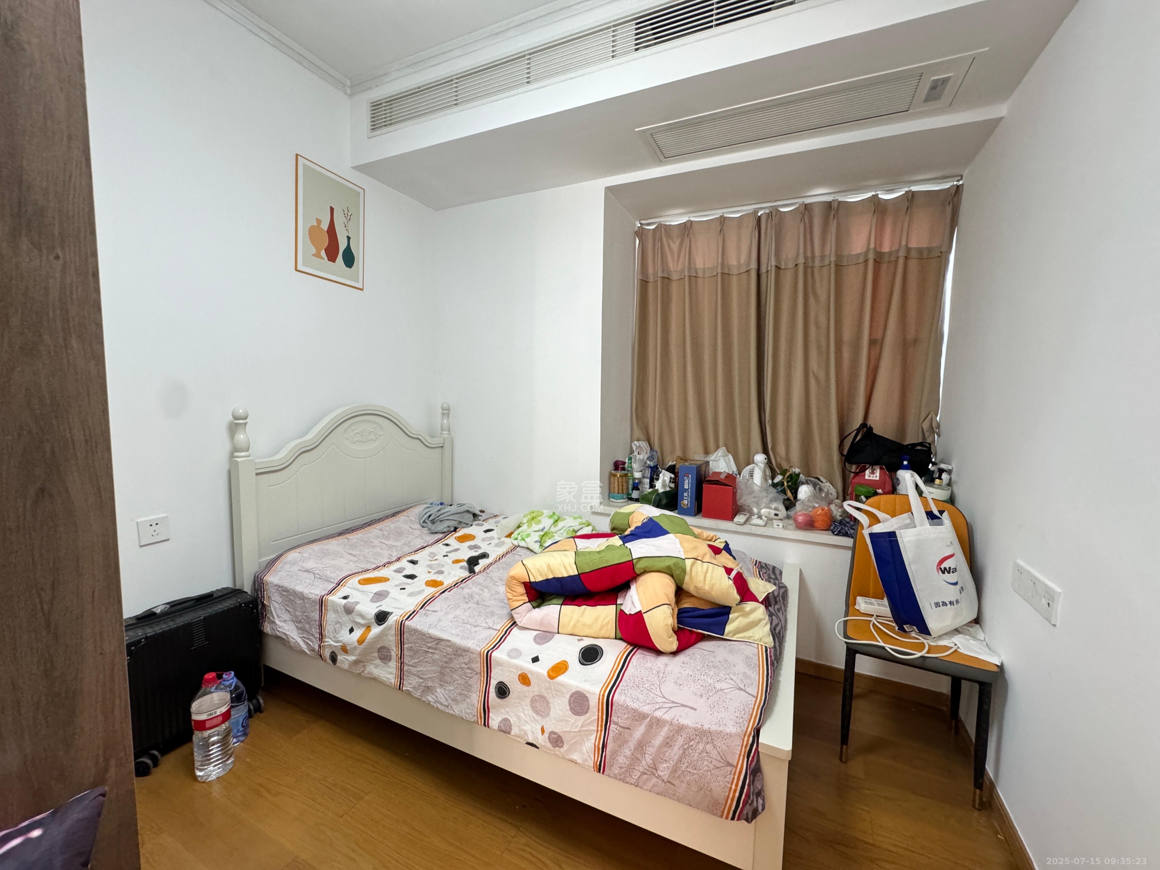 清控湖山雅居北区  4室2厅2卫   2600.00元/月室内图