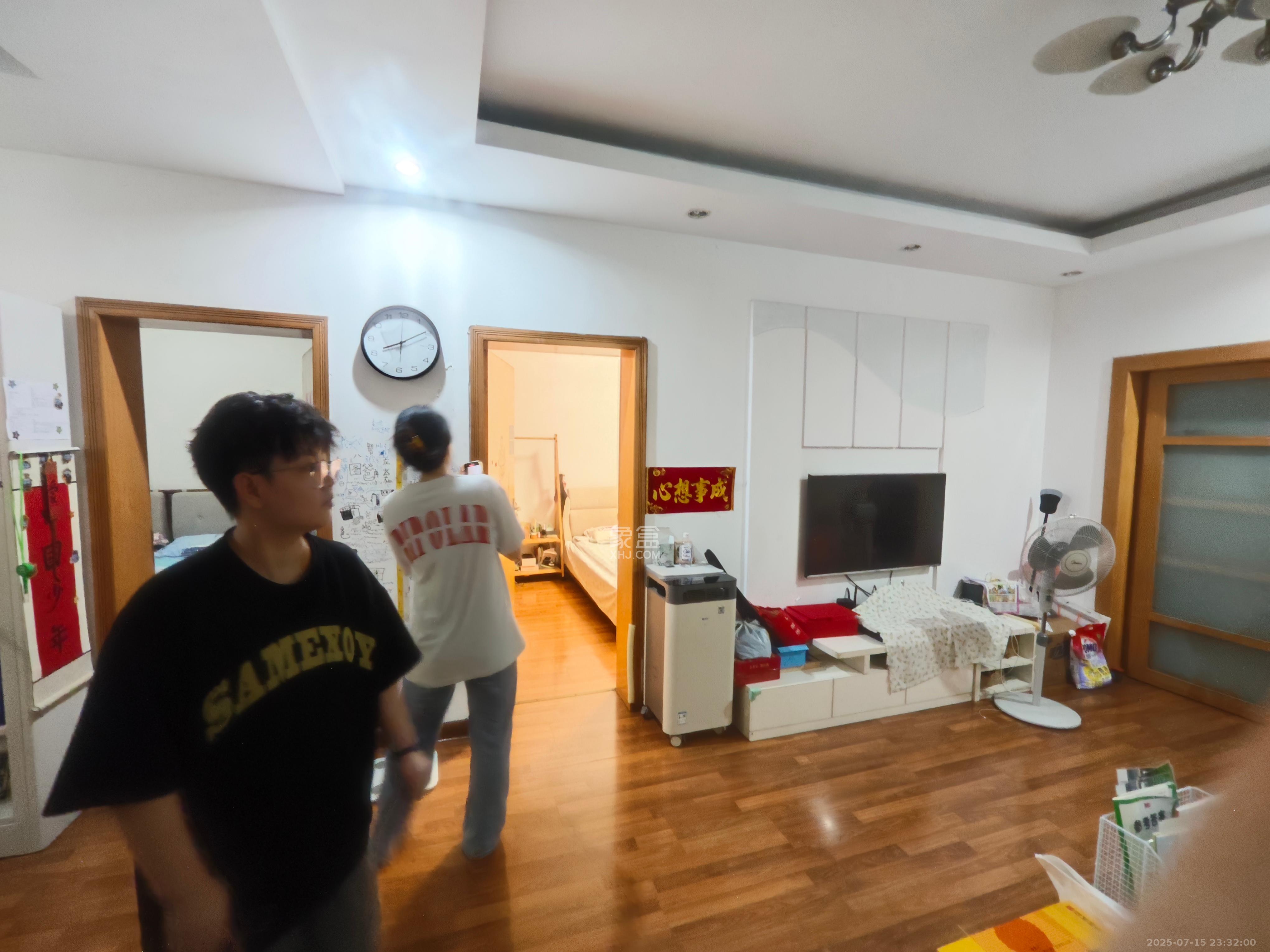 颐美会现代城  1室1厅1卫    1900.0元/月室内图