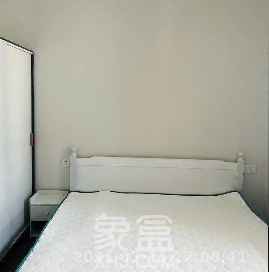 保利恒伟时光印象  4室2厅2卫   3100.00元/月室内图