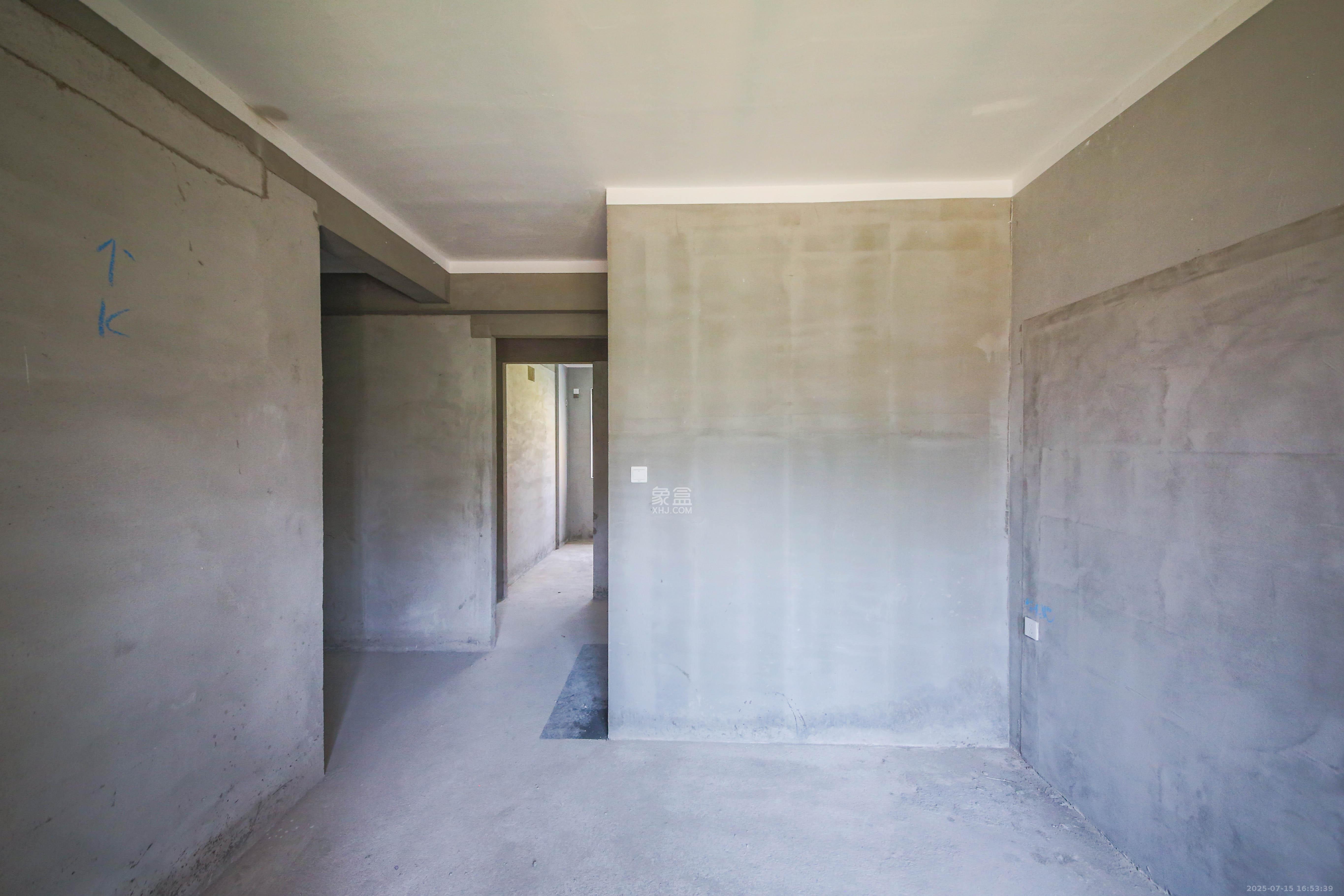 中建钰和城  4室2厅2卫   182.00万卧室