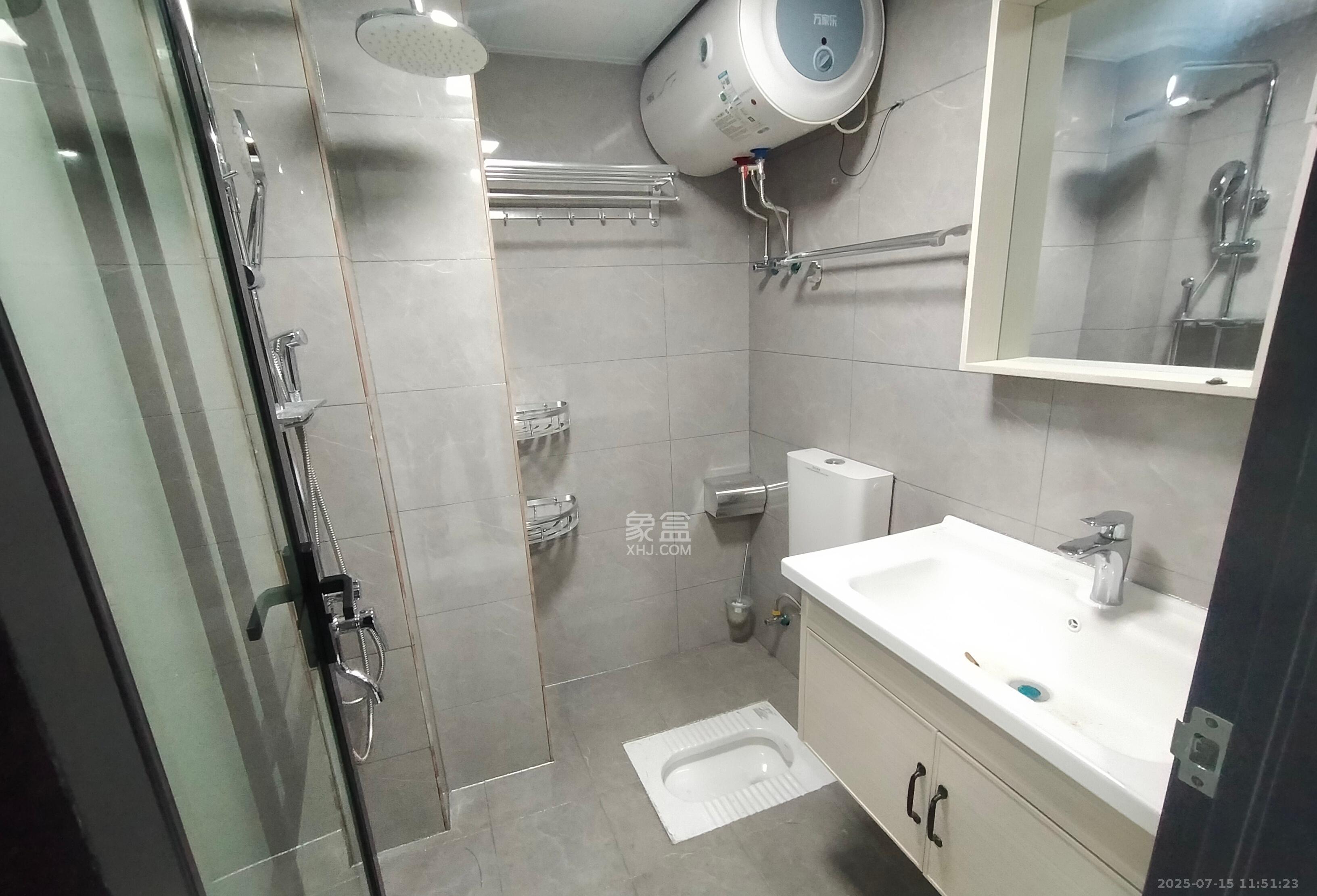 润和滨江府 1室1厅1卫 1500.0元/月 润和滨江府 1室1厅1卫 1500.0元/月室内图