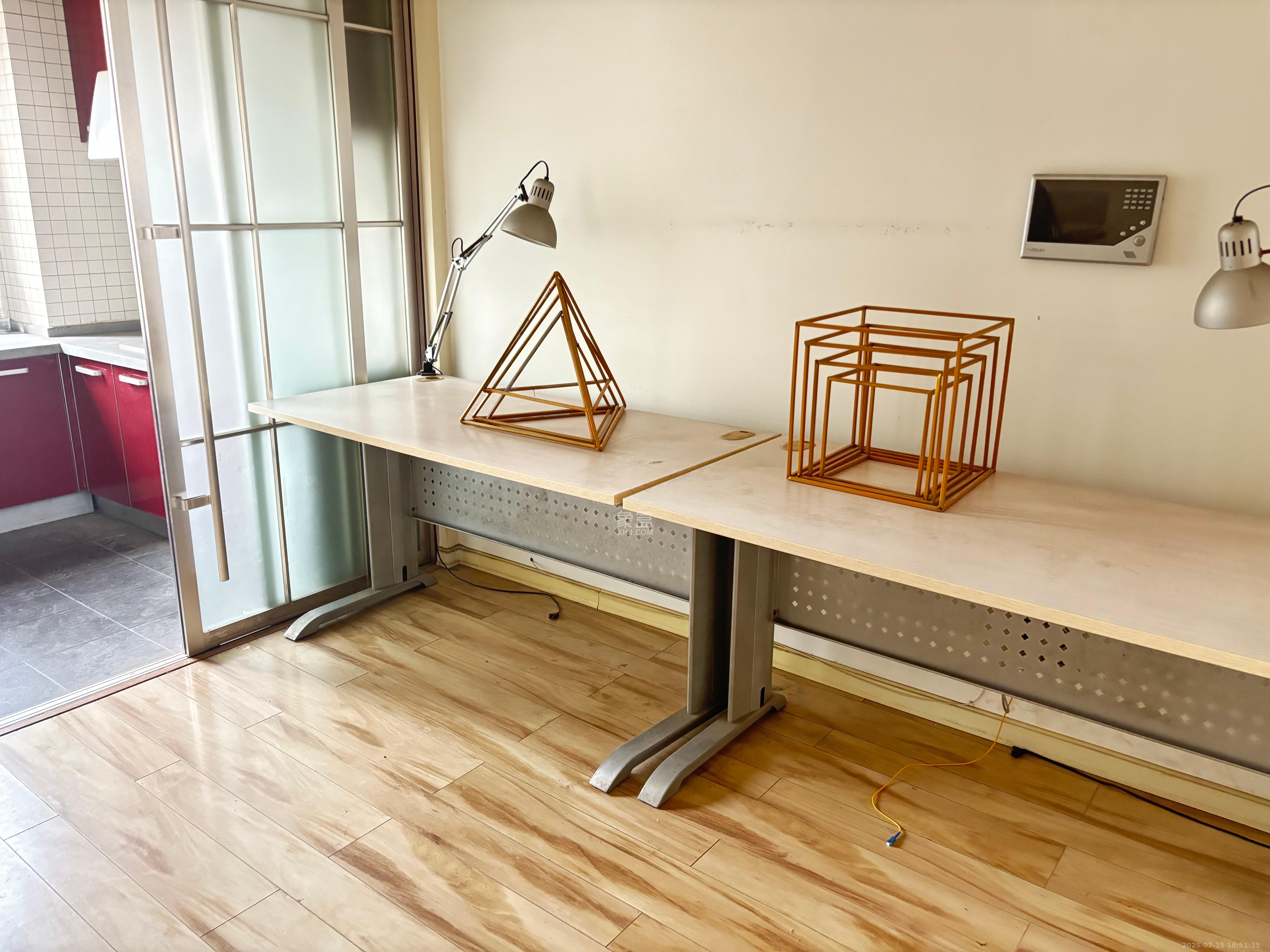 郡原广场  4室2厅2卫    4600.0元/月 郡原广场  4室2厅2卫    4600.0元/月室内图