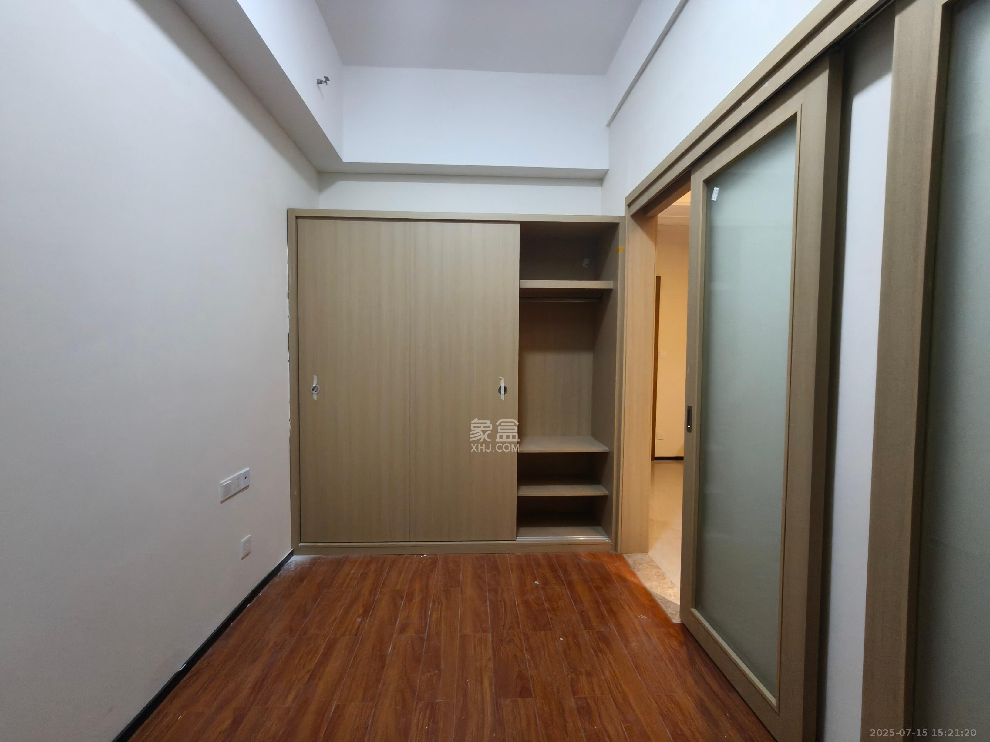 恒大珺悦府 1室1厅1卫 2300.0元/月 恒大珺悦府 1室1厅1卫 2300.0元/月室内图