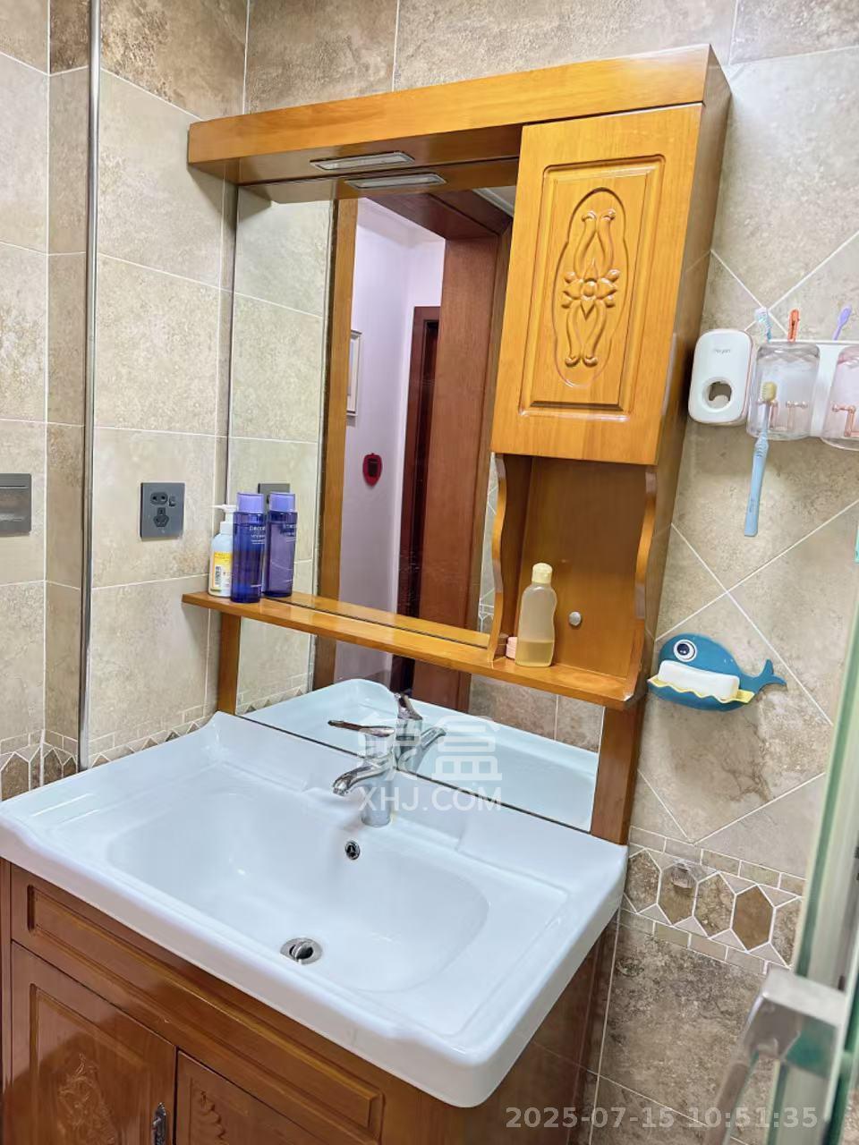 凯富南方鑫城  3室2厅1卫    2300.0元/月室内图