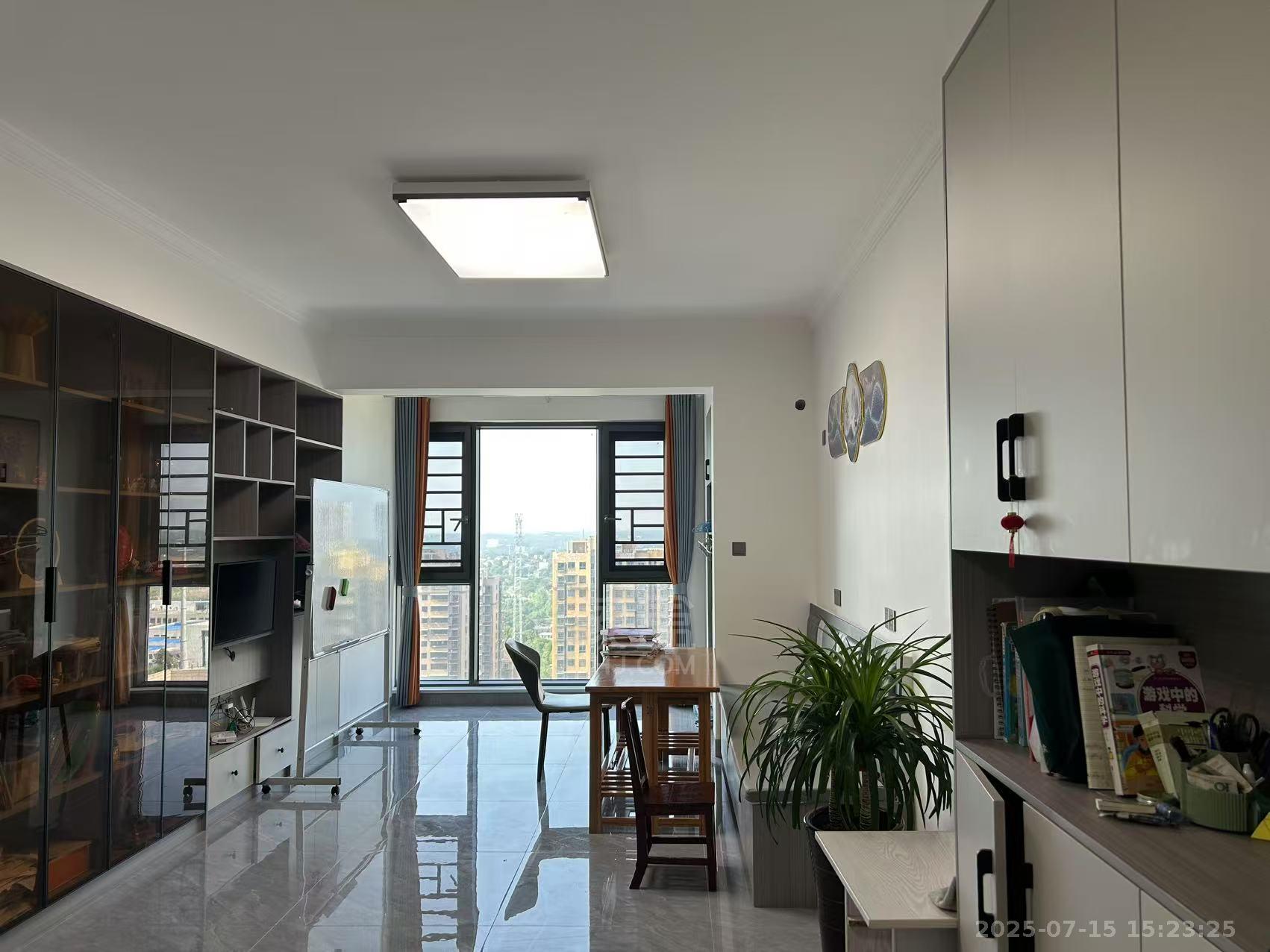 中海学府里 3室2厅1卫 2500.0元/月 中海学府里 3室2厅1卫 2500.0元/月户型图