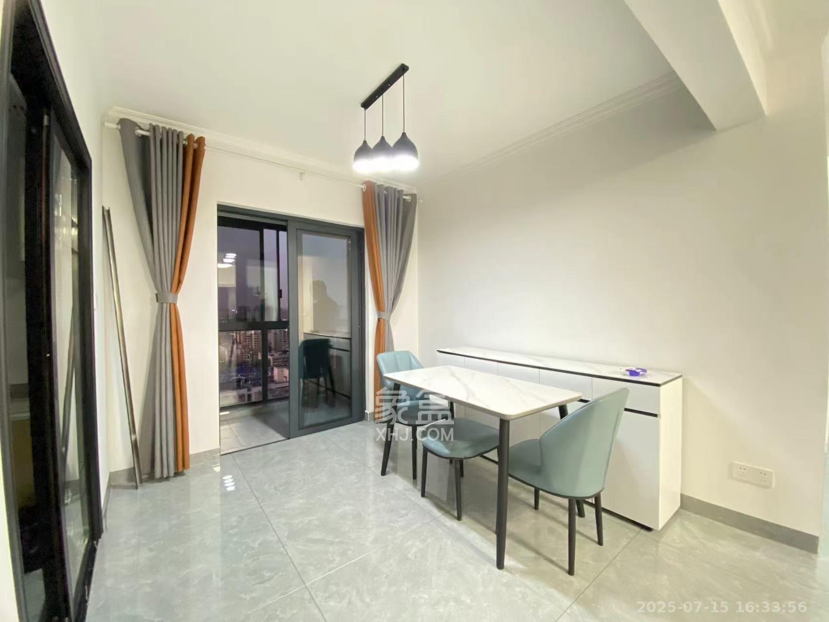 中国铁建18公馆(常青嘉苑) 1室0厅0卫 2800.0元/月 中国铁建18公馆(常青嘉苑) 1室0厅0卫 2800.0元/月室内图