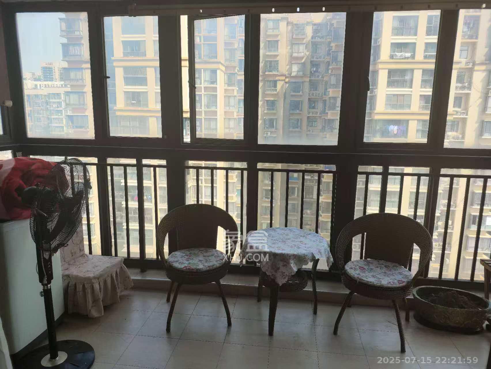 钱隆樽品(一、二、三期) 3室2厅1卫 2500.0元/月 钱隆樽品(一、二、三期) 3室2厅1卫 2500.0元/月室内图