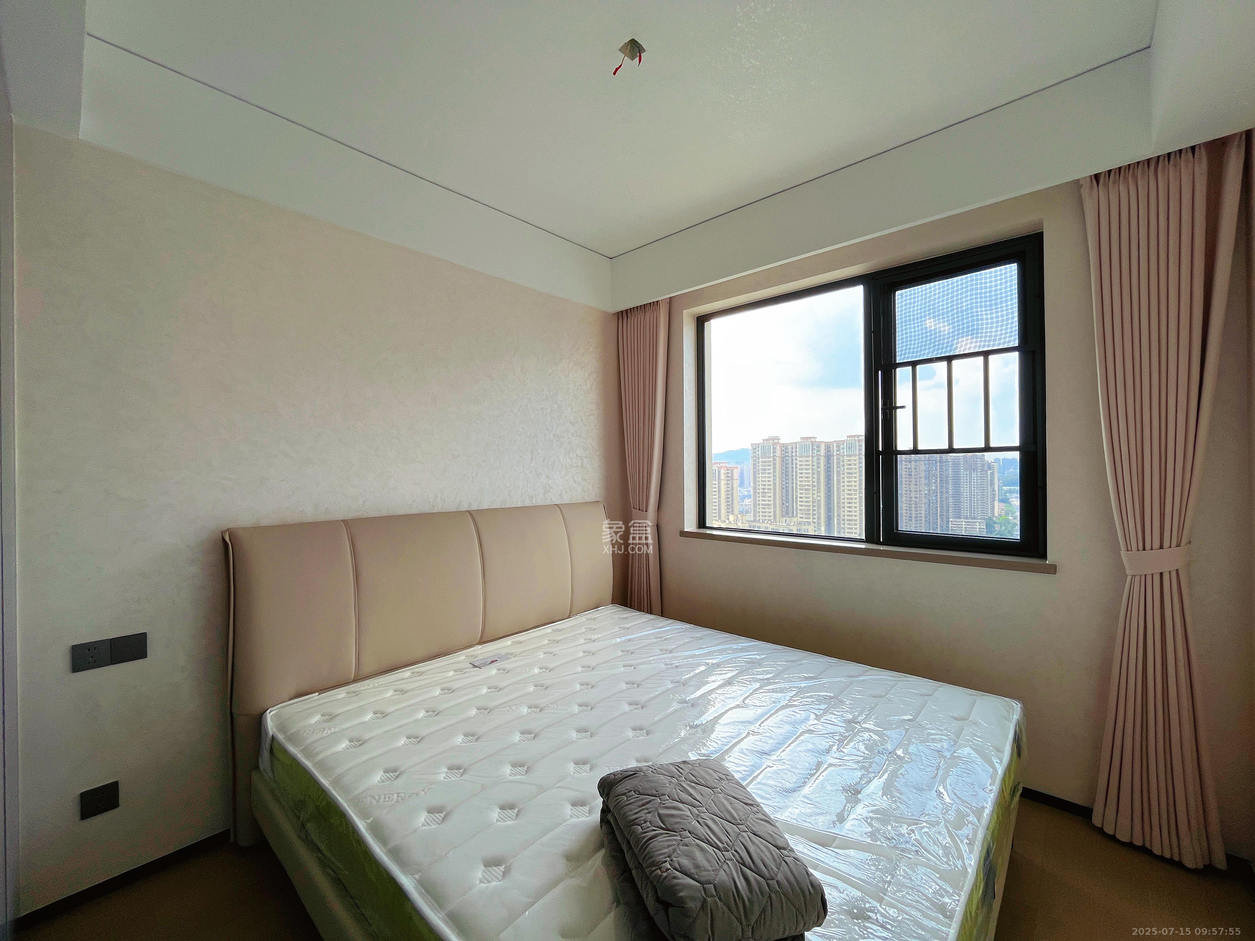 金地峯范  4室2厅2卫    4800.0元/月室内图