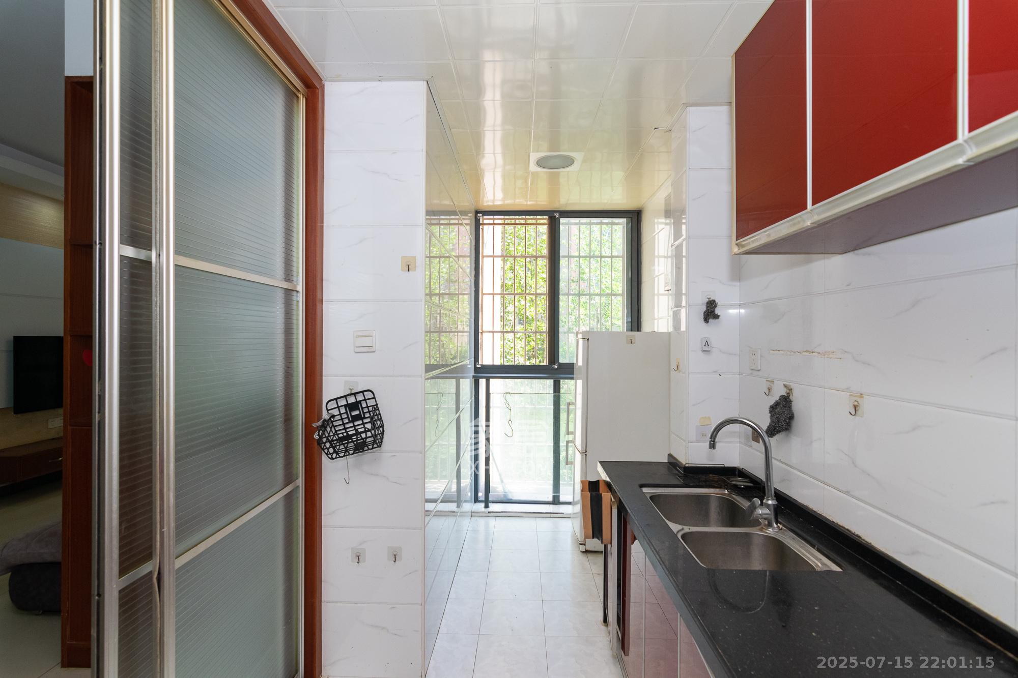 联诚国际城 2室2厅1卫 48.0万 联诚国际城 2室2厅1卫 48.0万厨房