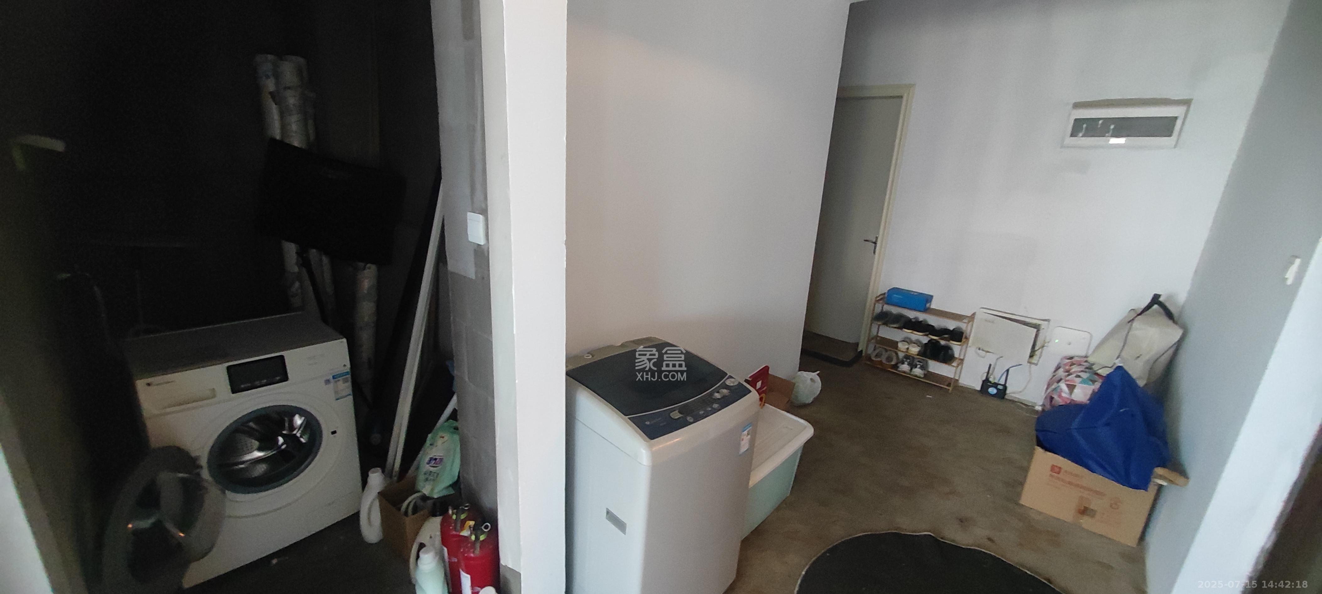 卓越浅水湾  5室1厅3卫    3200.0元/月室内图