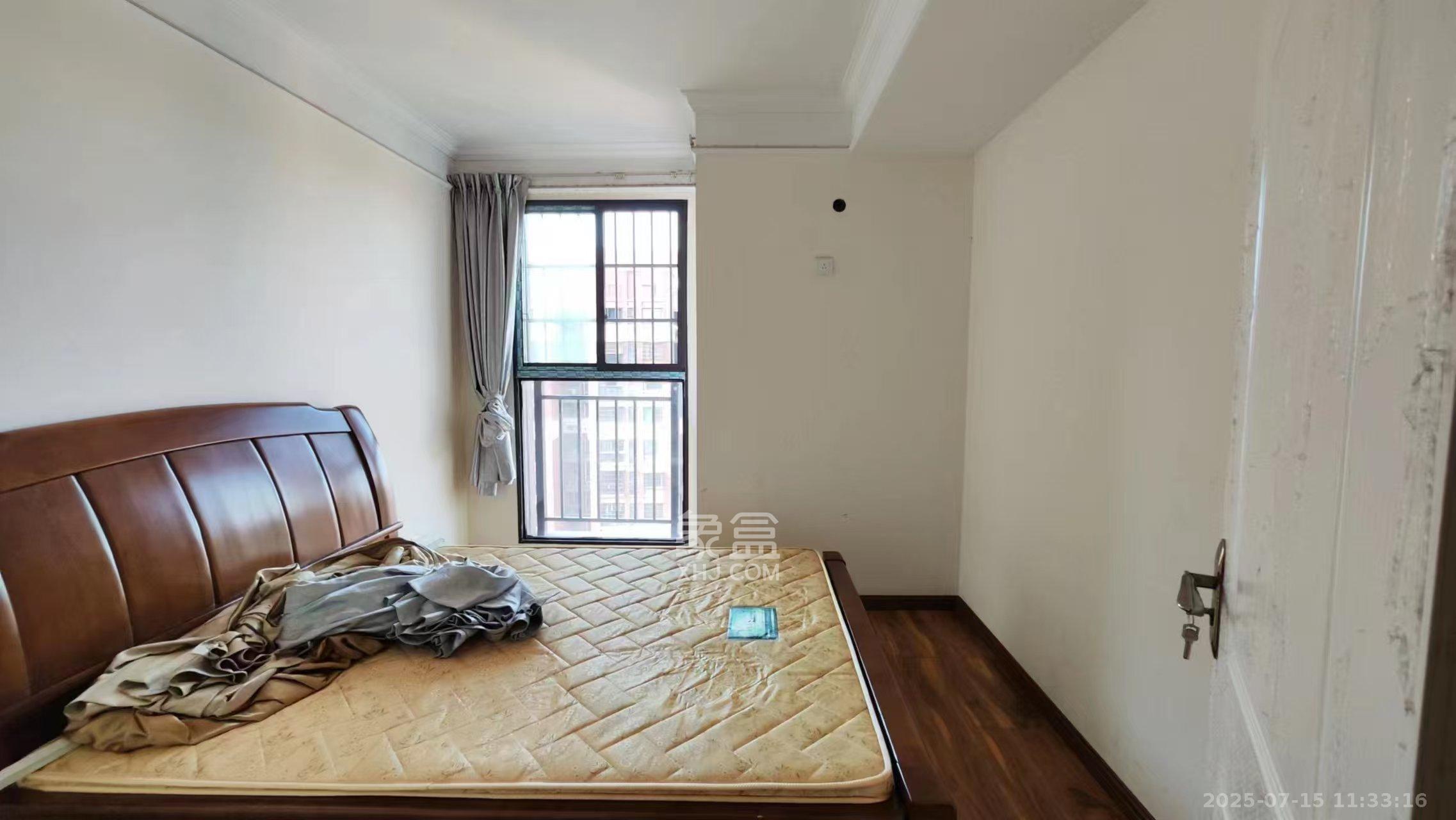 新城国际花都  3室2厅1卫    1500.0元/月 新城国际花都  3室2厅1卫    1500.0元/月室内图