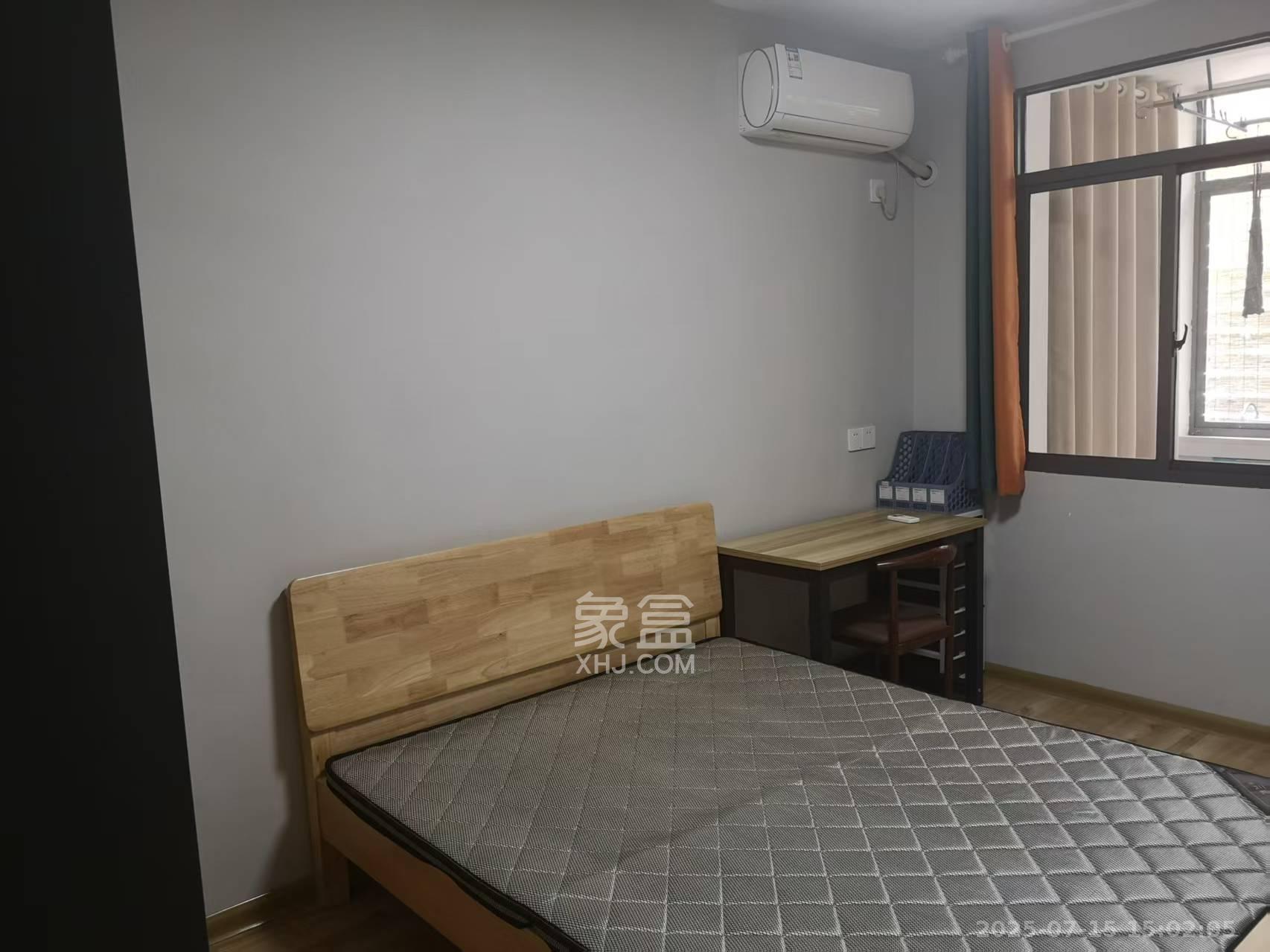 长坡社区  2室1厅1卫    2200.0元/月室内图