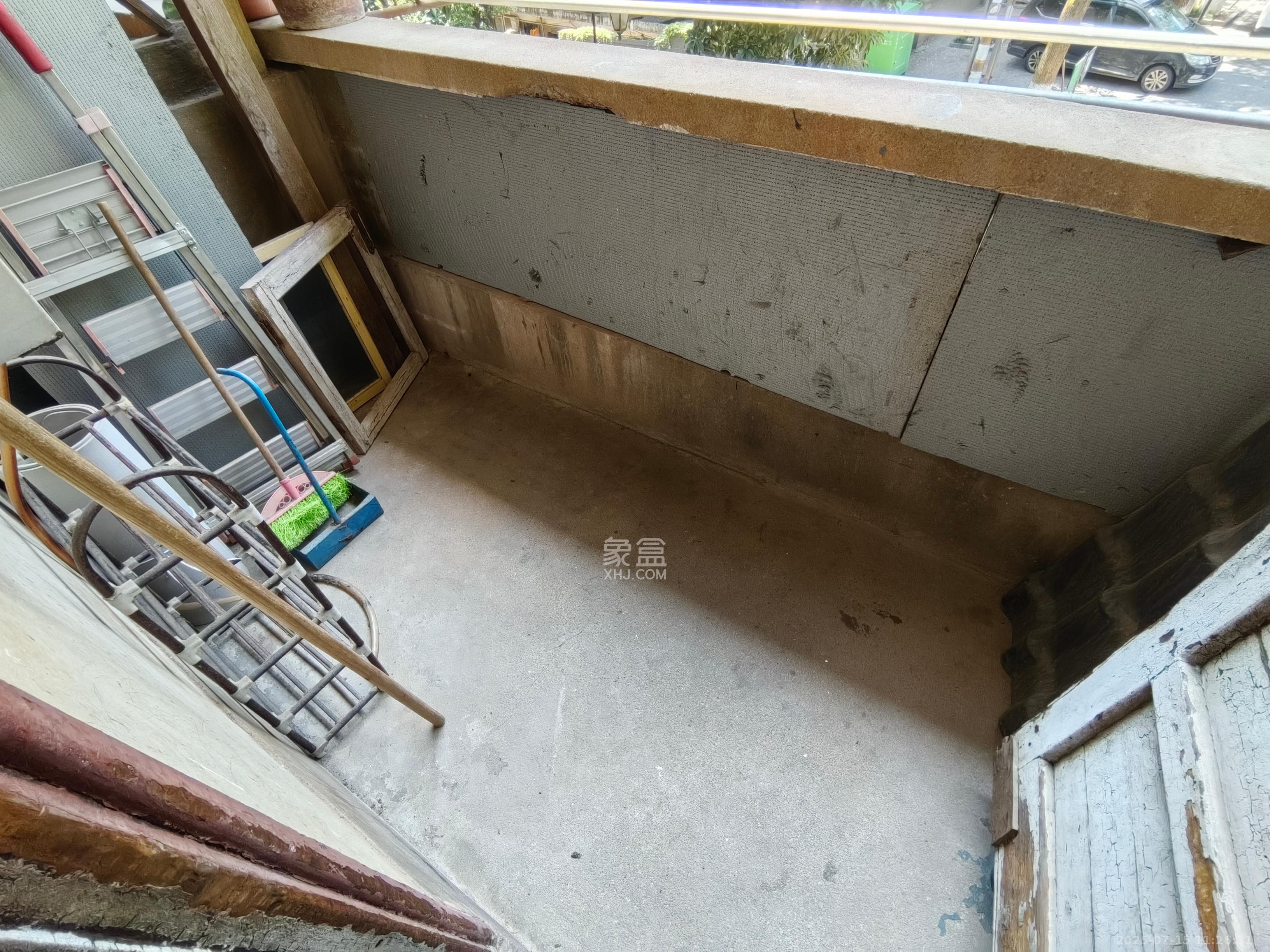 水泵厂宿舍  2室1厅1卫   1000.00元/月室内图