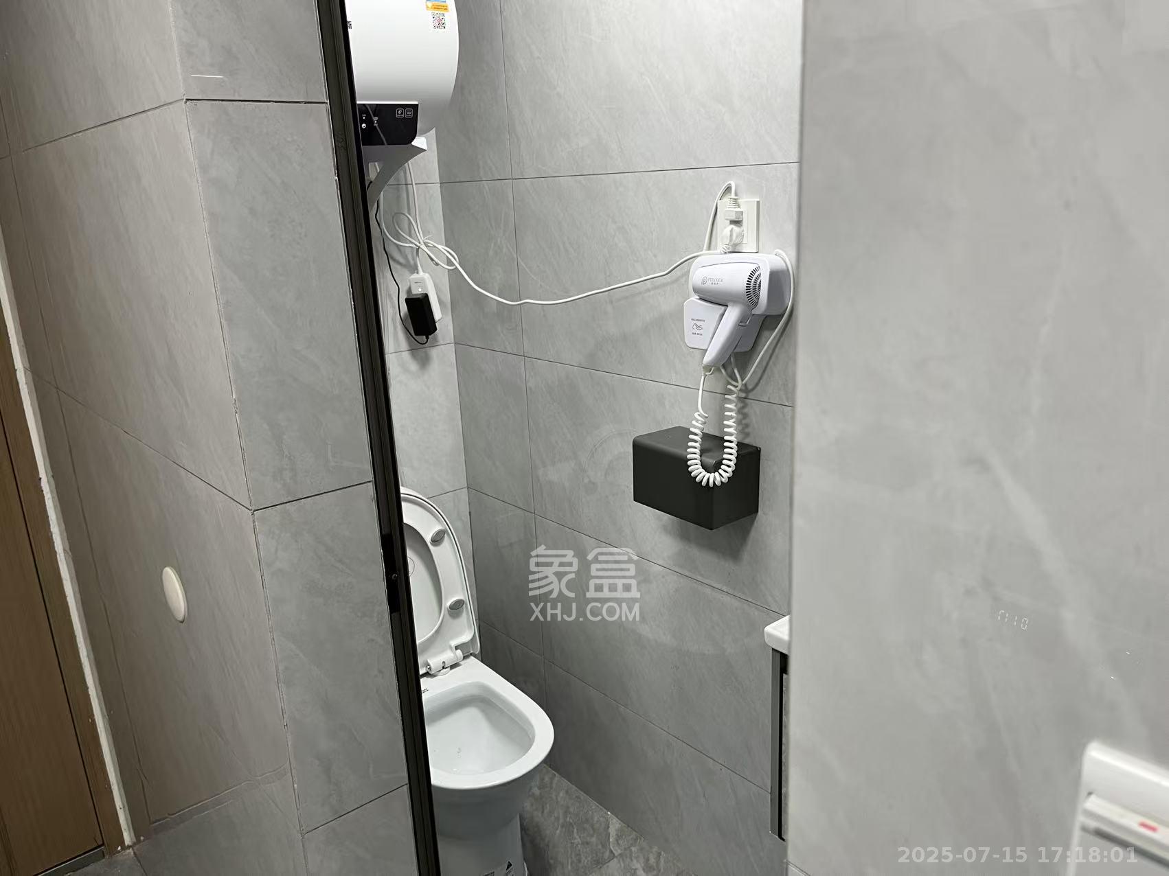 卓越浅水湾  1室1厅1卫   1400.00元/月室内图