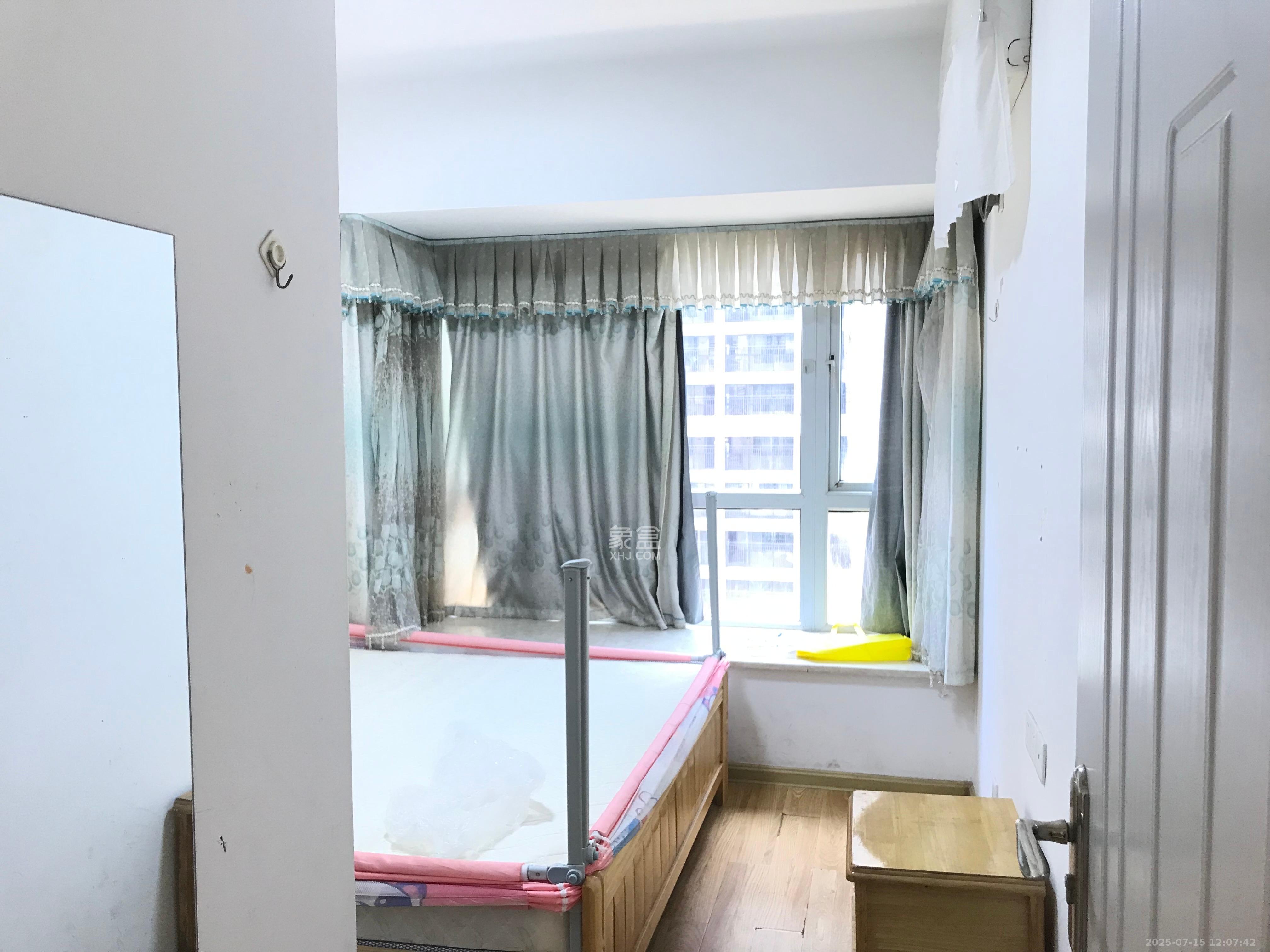 新长海广场  1室1厅1卫   1700.00元/月室内图