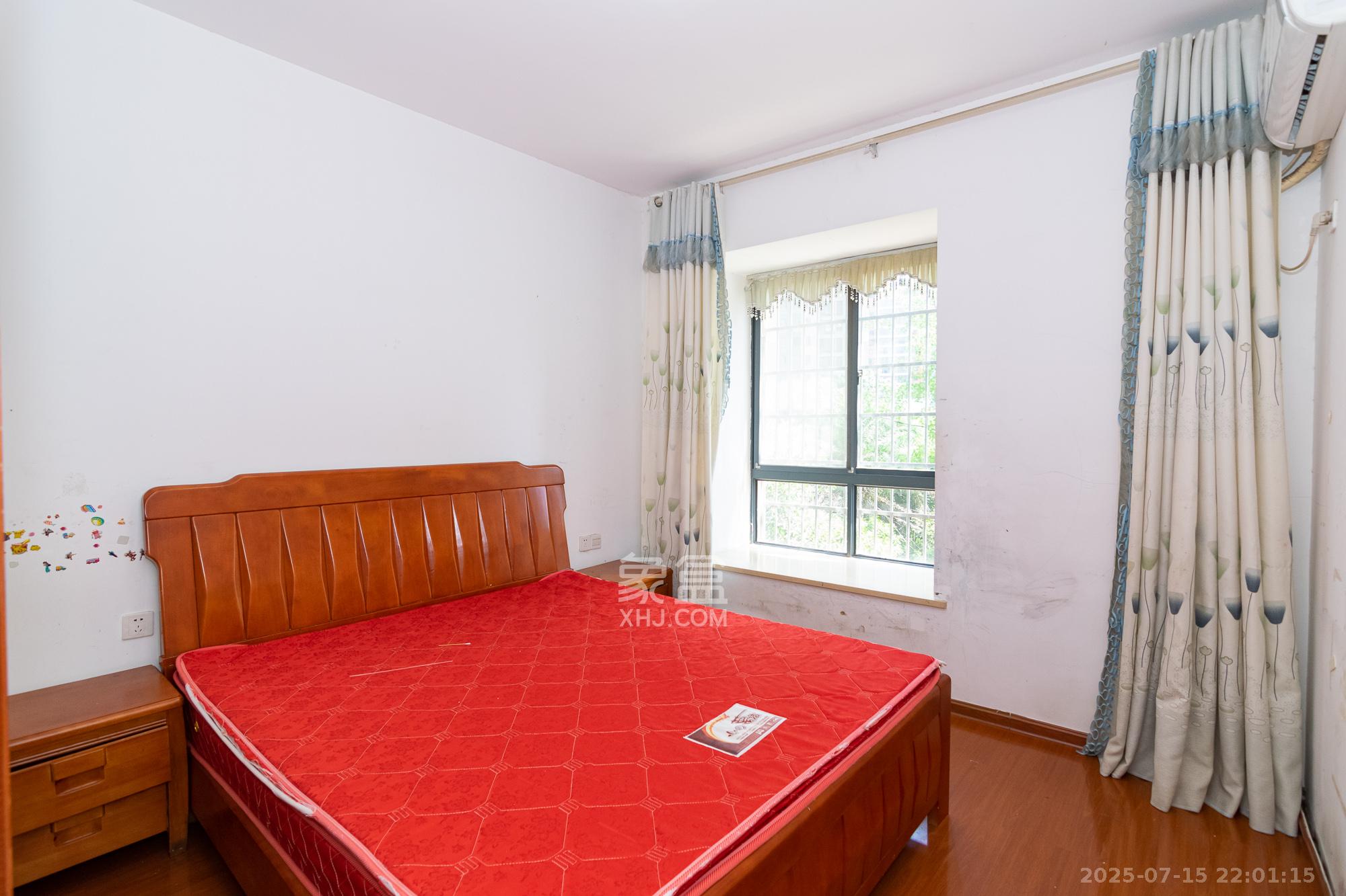 联诚国际城 2室2厅1卫 48.0万 联诚国际城 2室2厅1卫 48.0万卧室