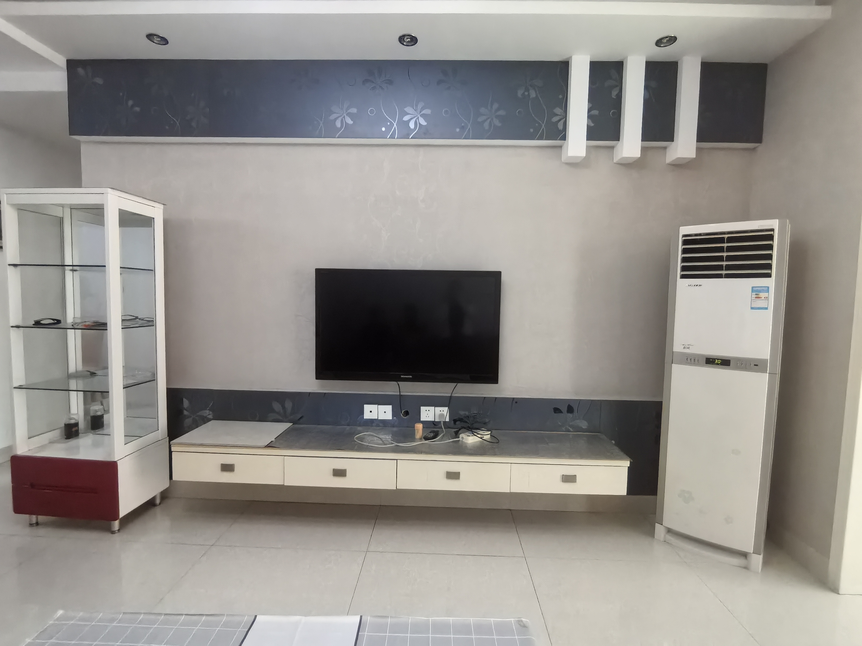 湘水明珠 2室2厅1卫 1800.0元/月 湘水明珠 2室2厅1卫 1800.0元/月室内图