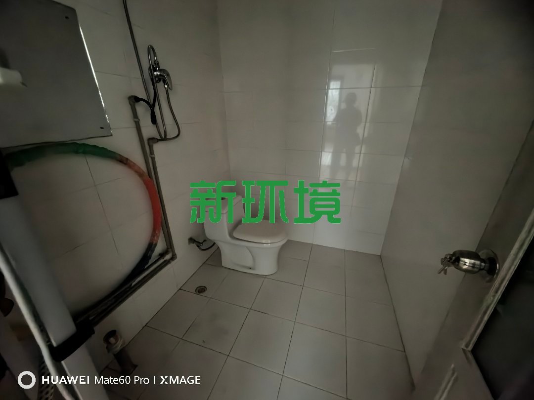 融苑小区  3室2厅2卫   43.80万客厅