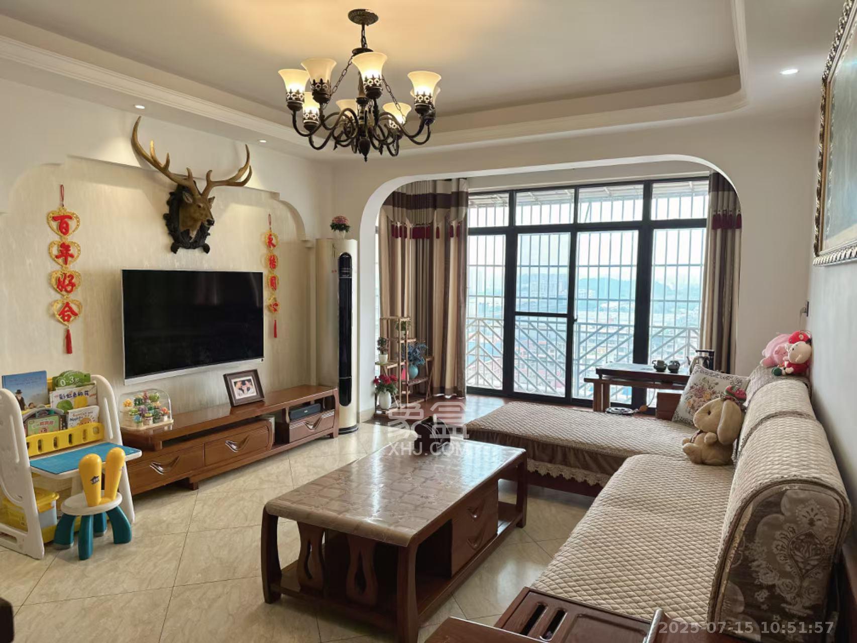 凯富南方鑫城  3室2厅1卫    2300.0元/月室内图